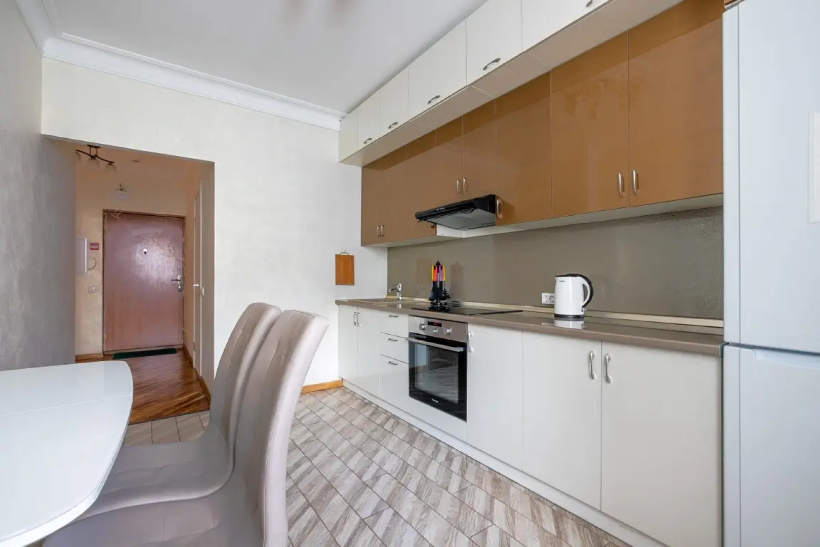 Квартира 5 MaxRealty24 Molodezhnaya 7/1