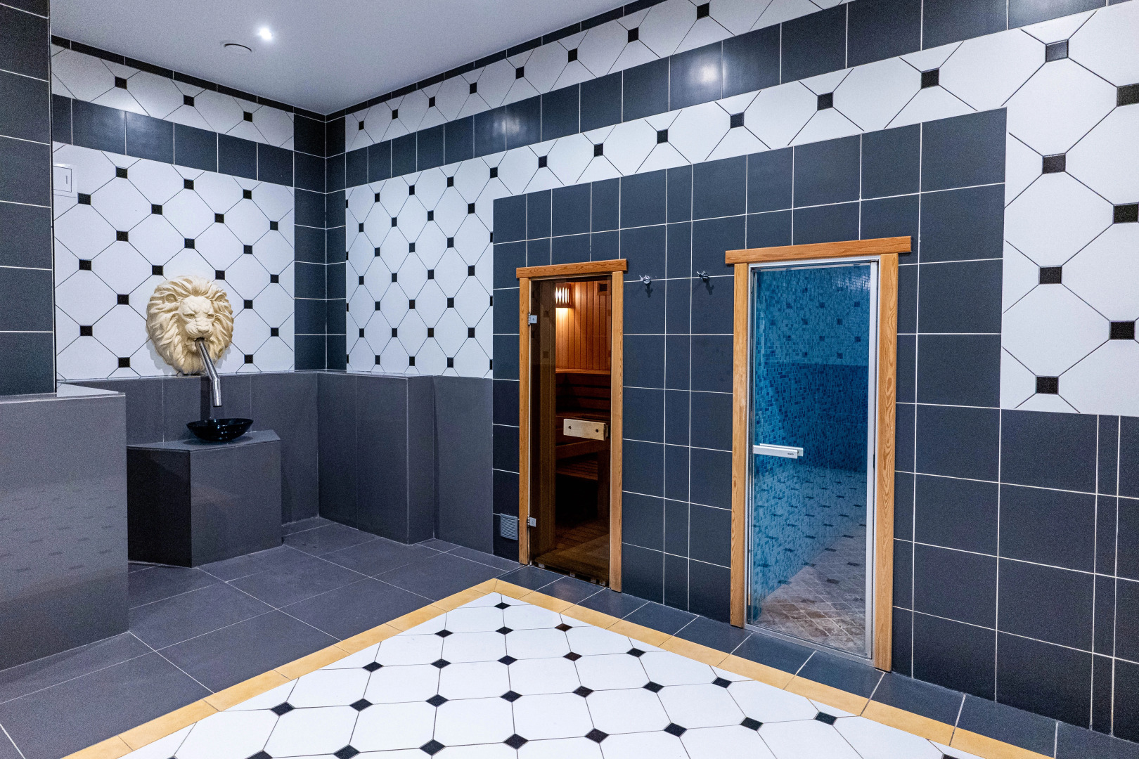 Отель Вилла Альпина