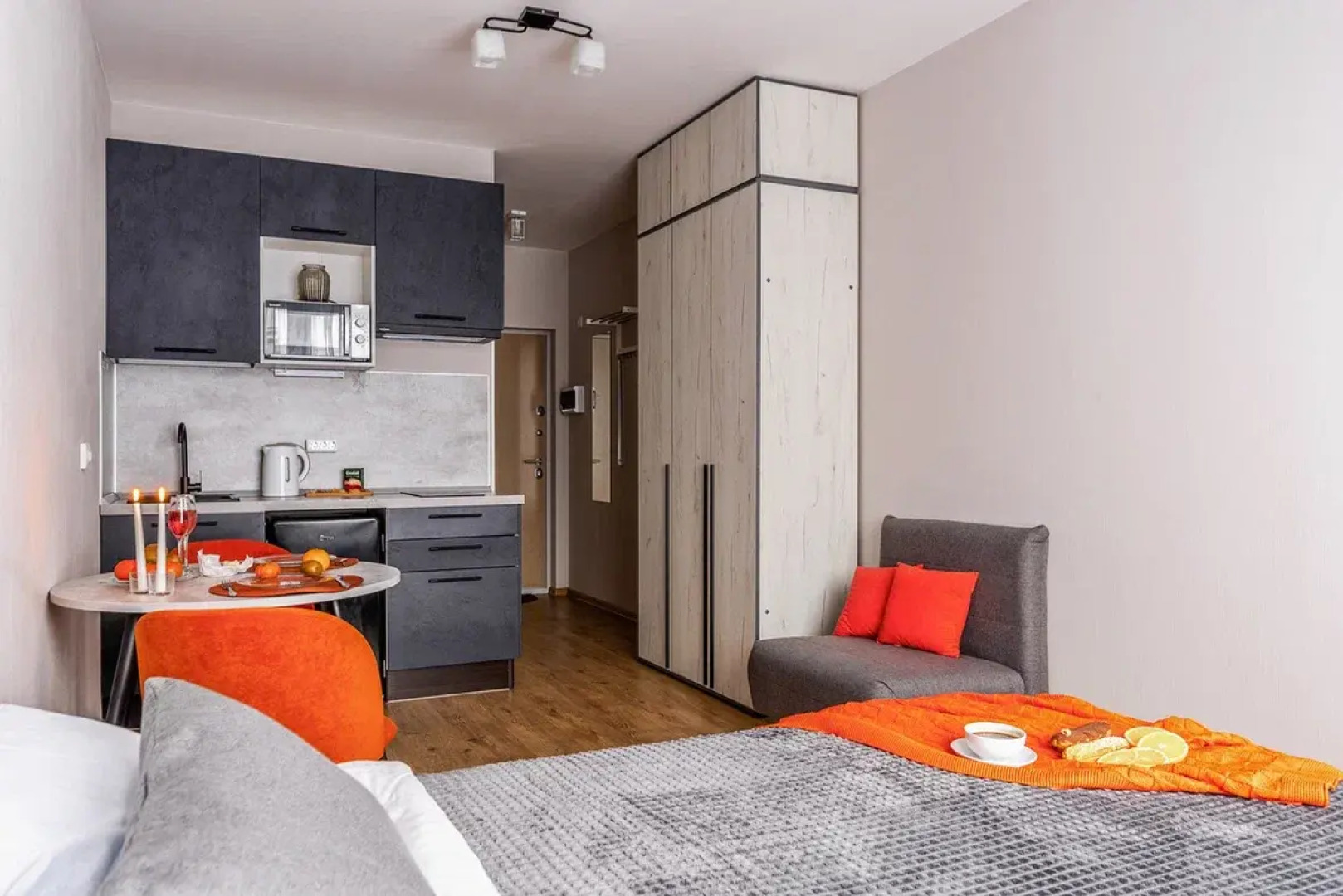 Апартаменты Уютная студия у метро Парнас