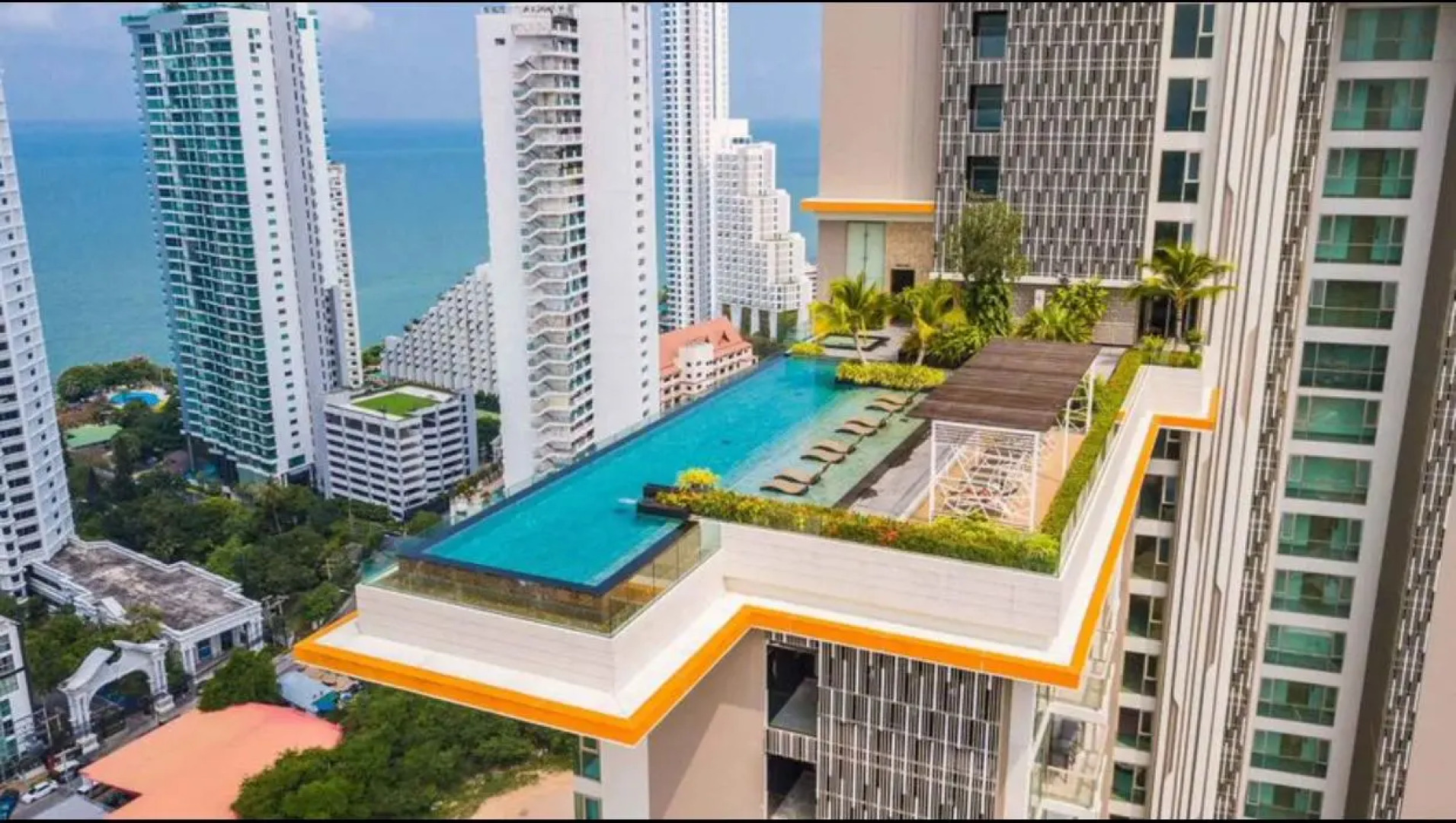 Апартаменты Riviera Wongamat Beach