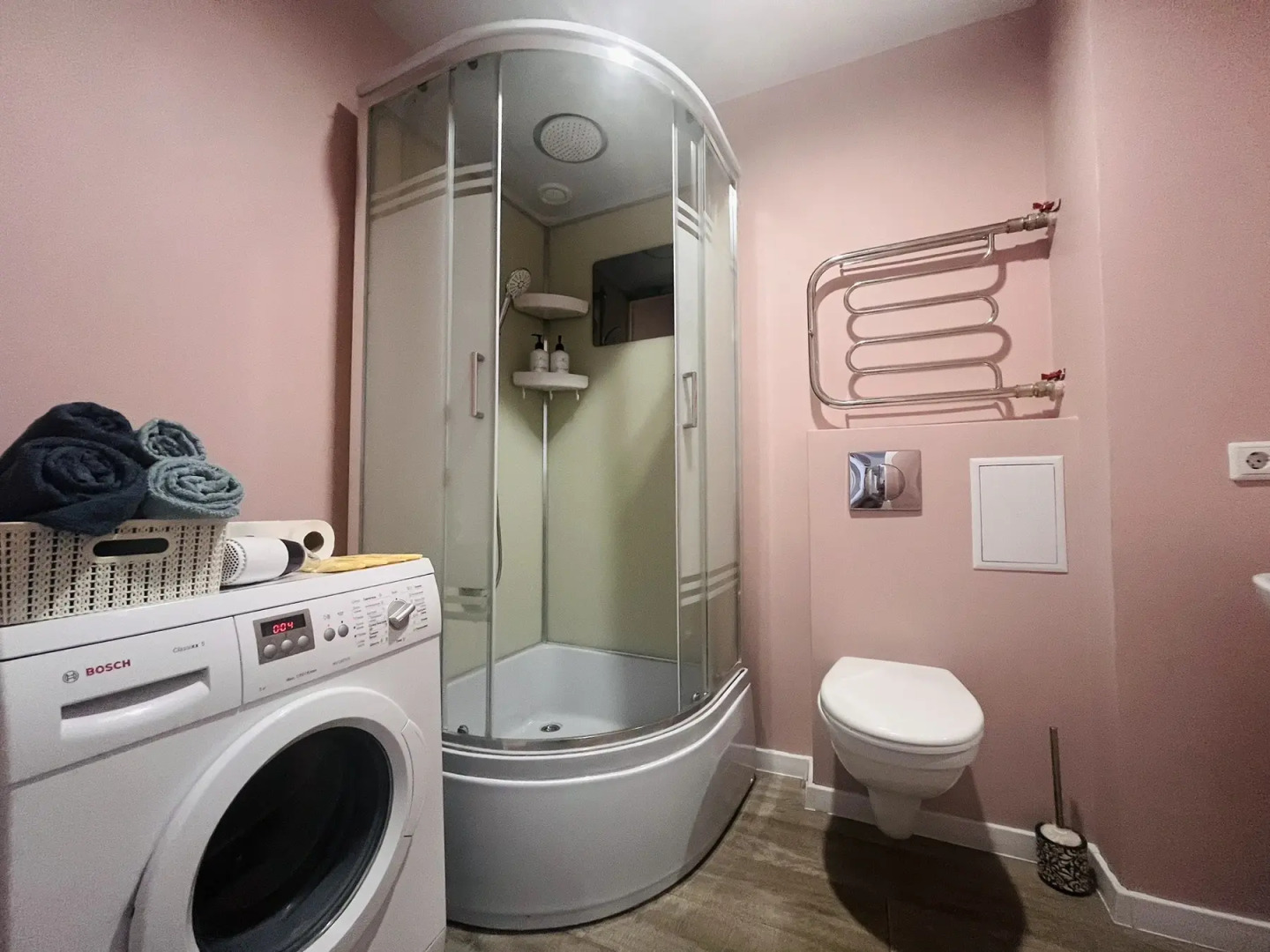 Апартаменты студия четырехместная вблизи горячего источника Волна