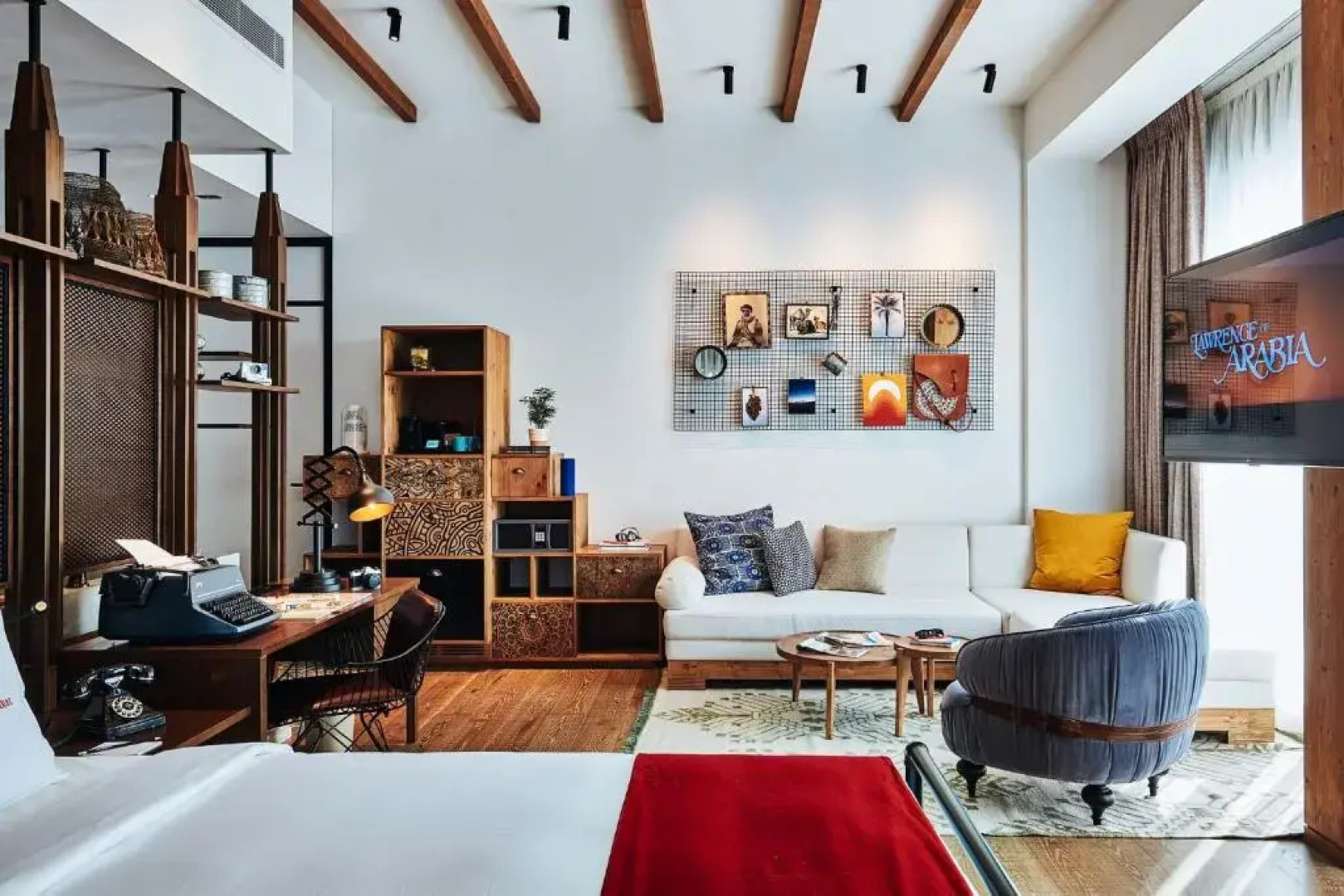 Отель 25hours Hotel Dubai One Central