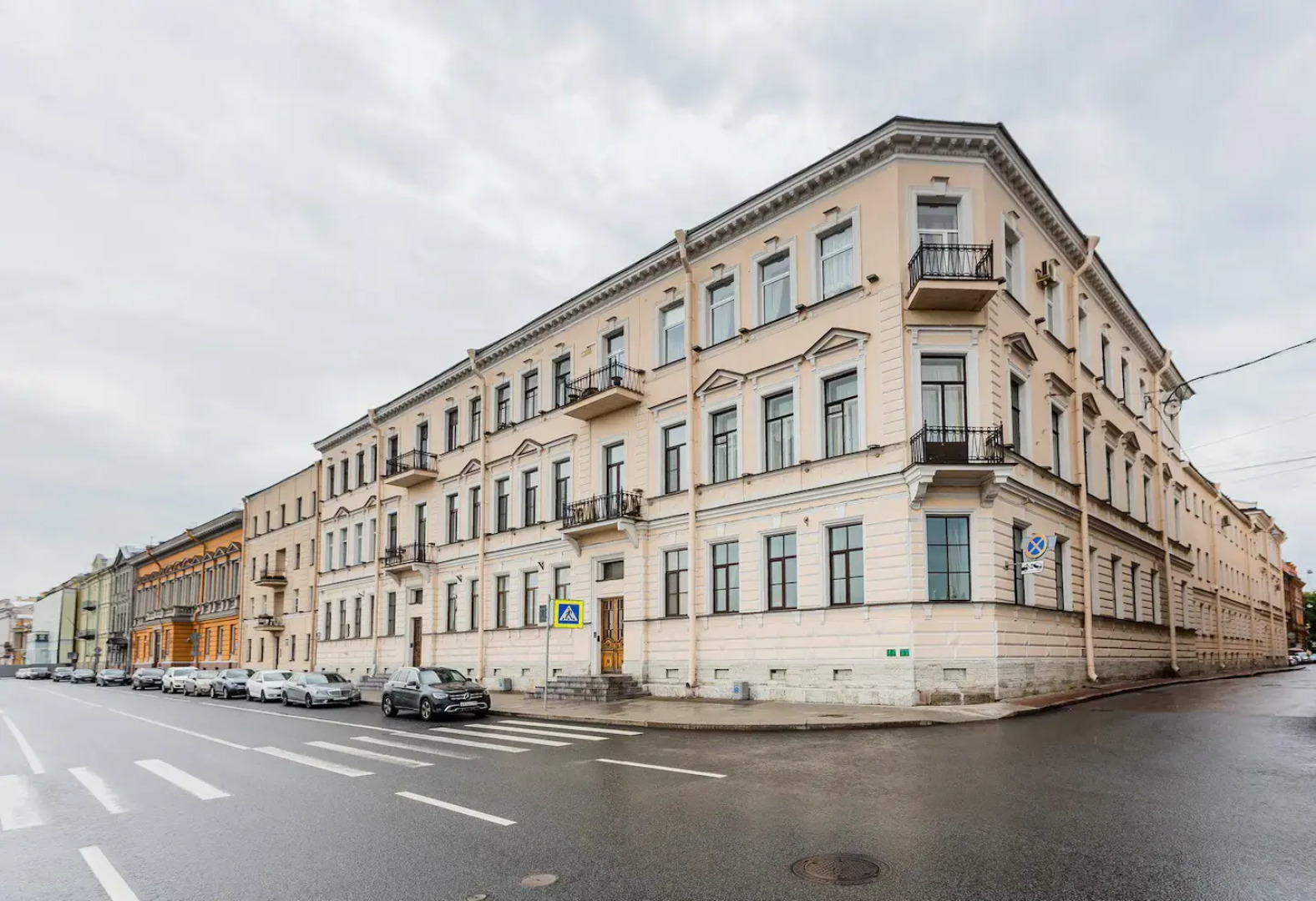 Апартаменты a.m. Rooms Mauritania (Angliyskaya Naberezhnaya)