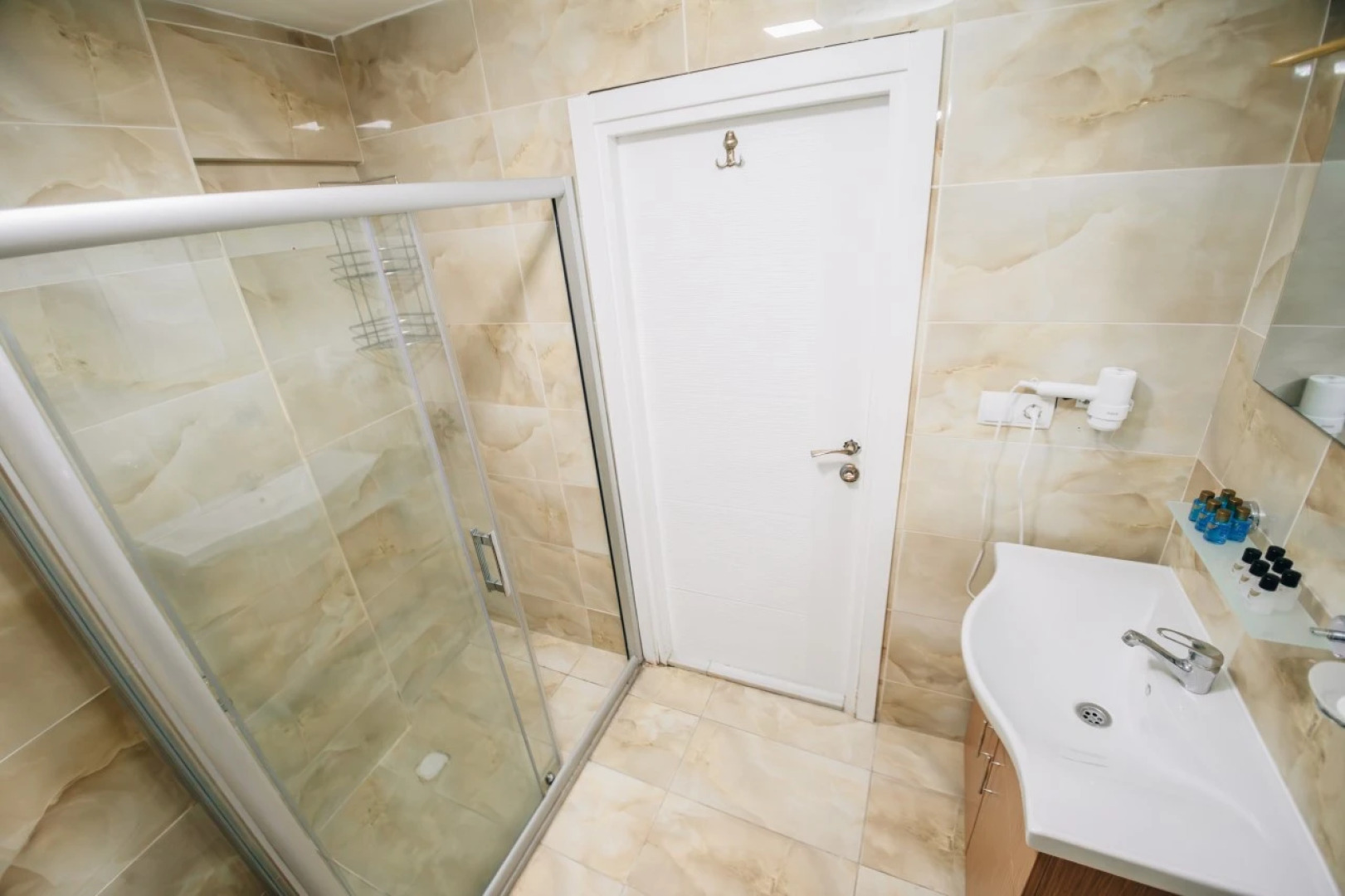 Отель Safran Suites