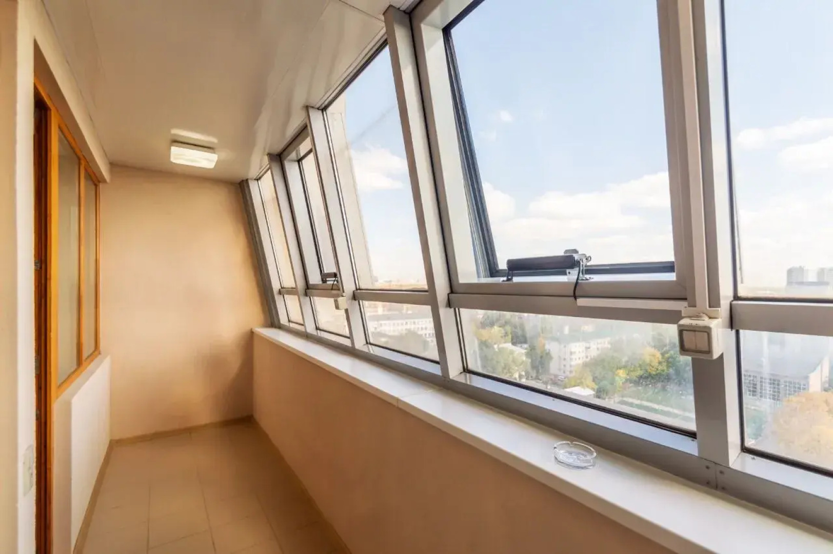 Апартаменты 1-к квартира на Агибалова 48