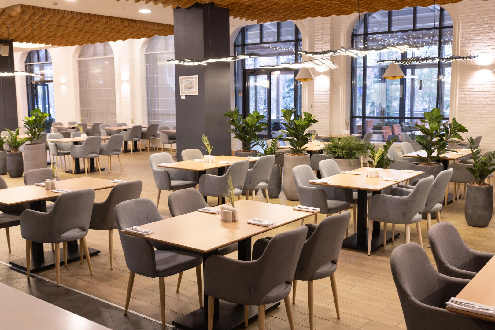 Отель Нестеров Плаза