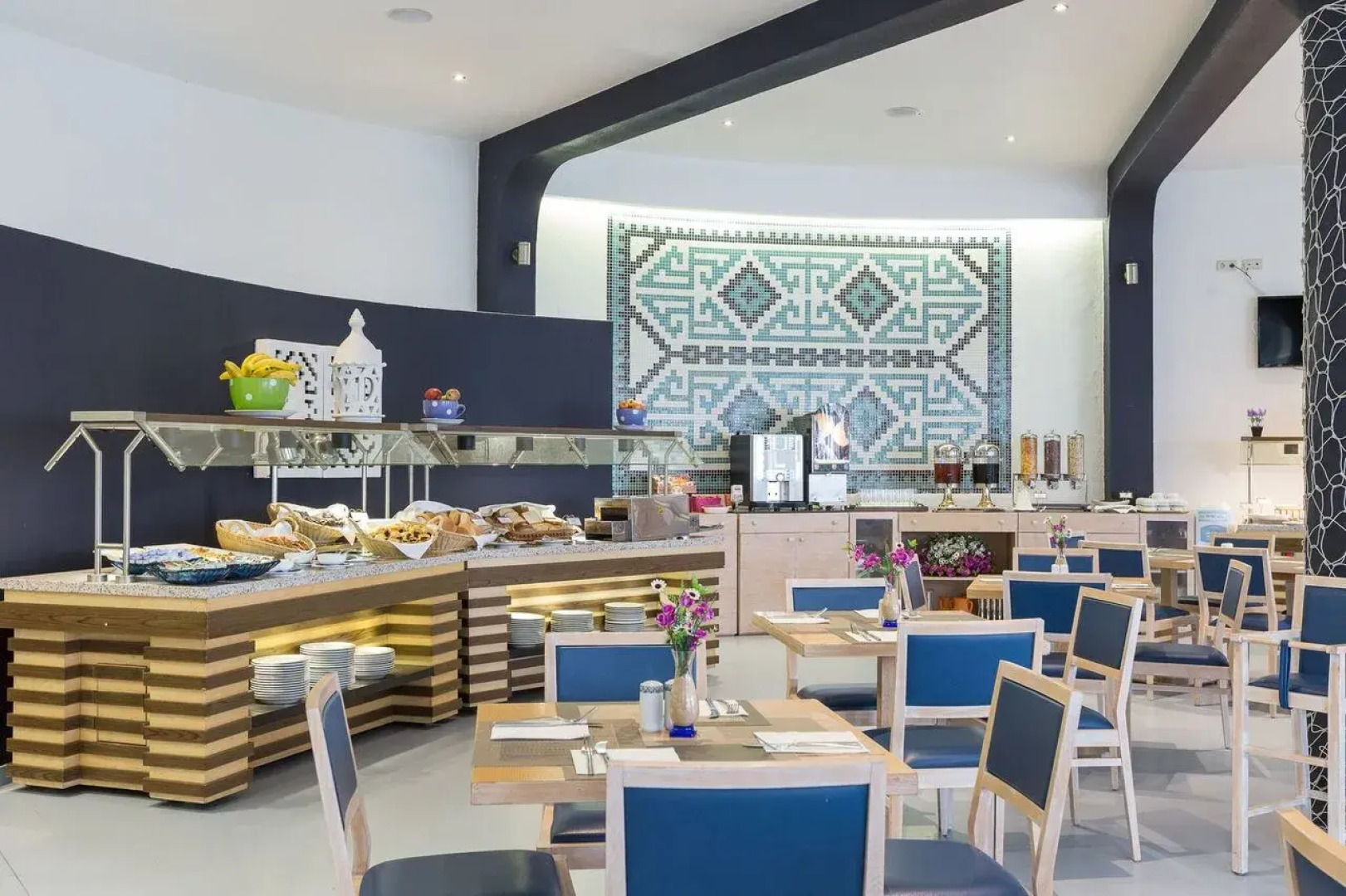 Апарт-Отель Grand Muthu Oura View Beach Club