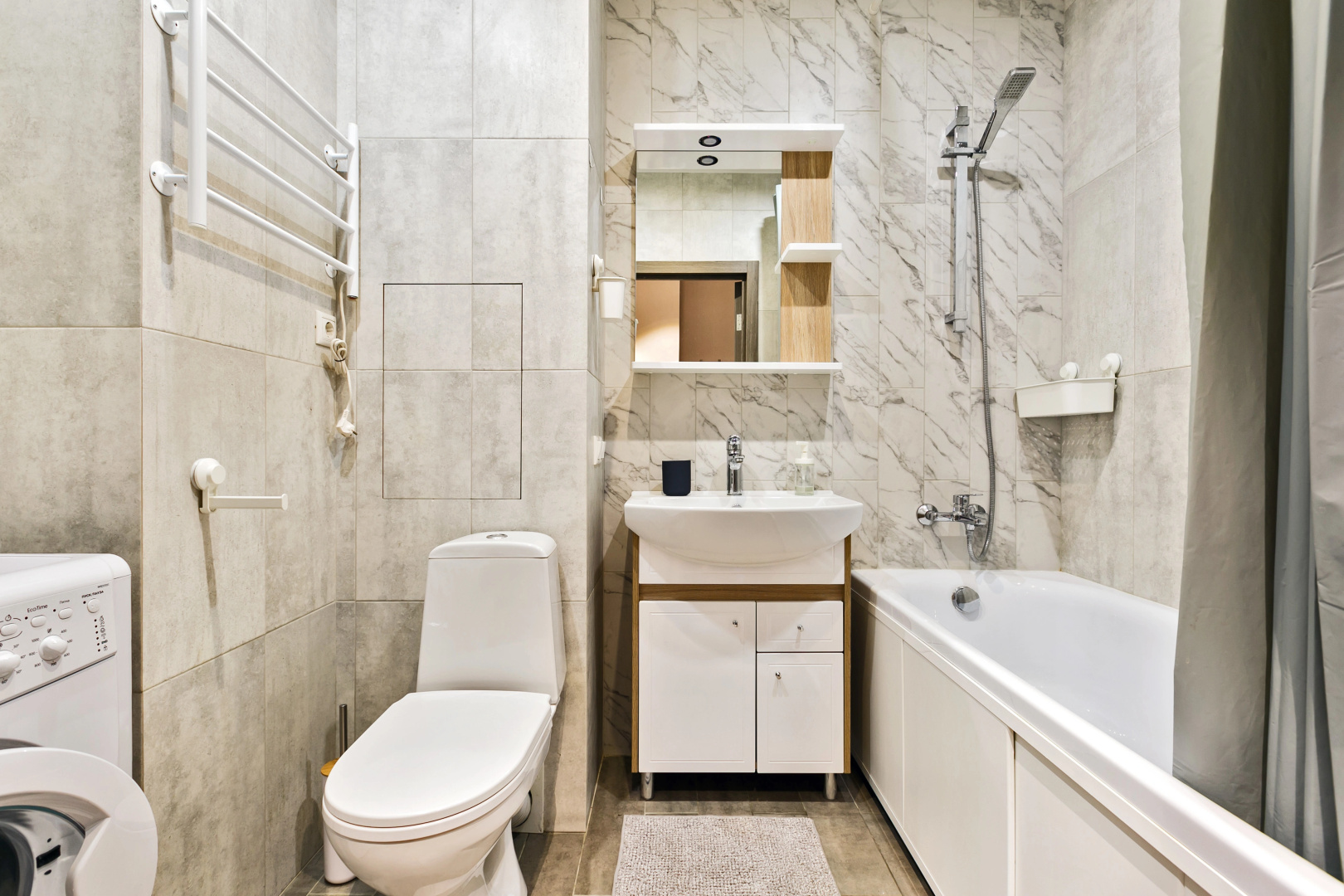 Квартира MaxRealty24 Германа Титова 3