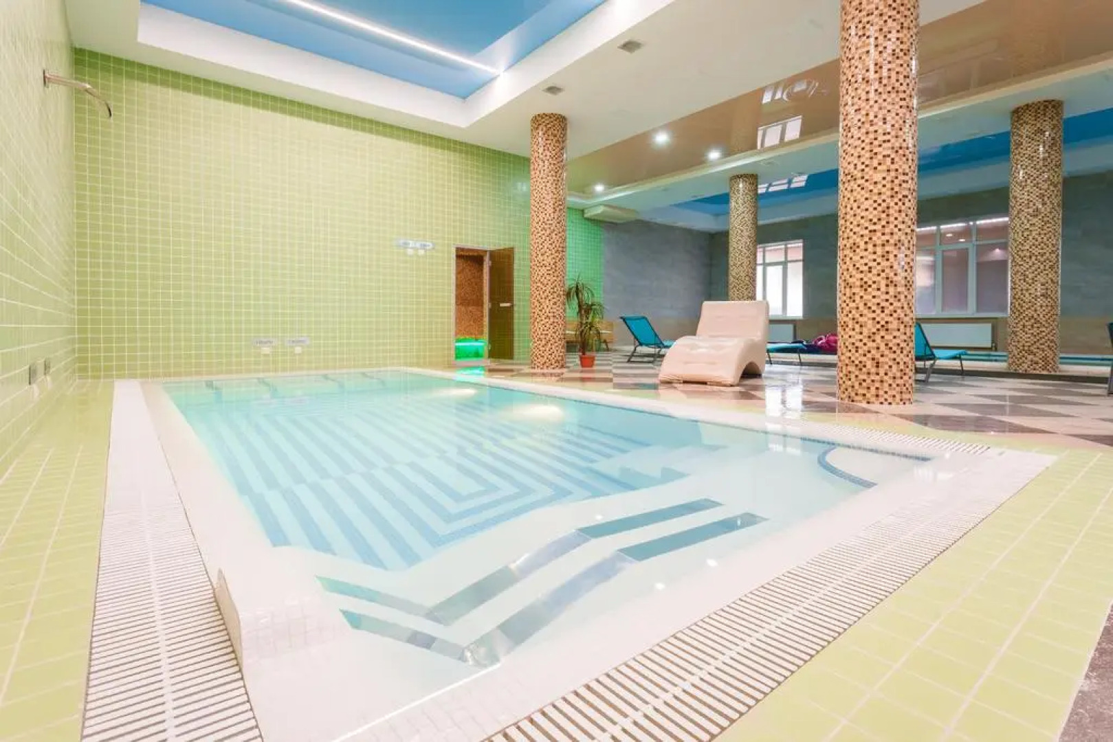 Отель Триумф