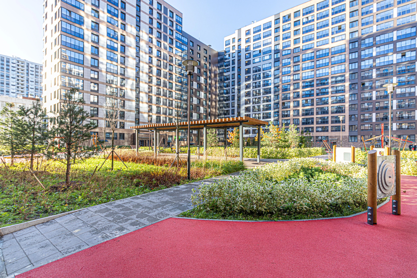 4flats MONOCHROME Квартира у набережной Невы в ЖК бизнес-класса