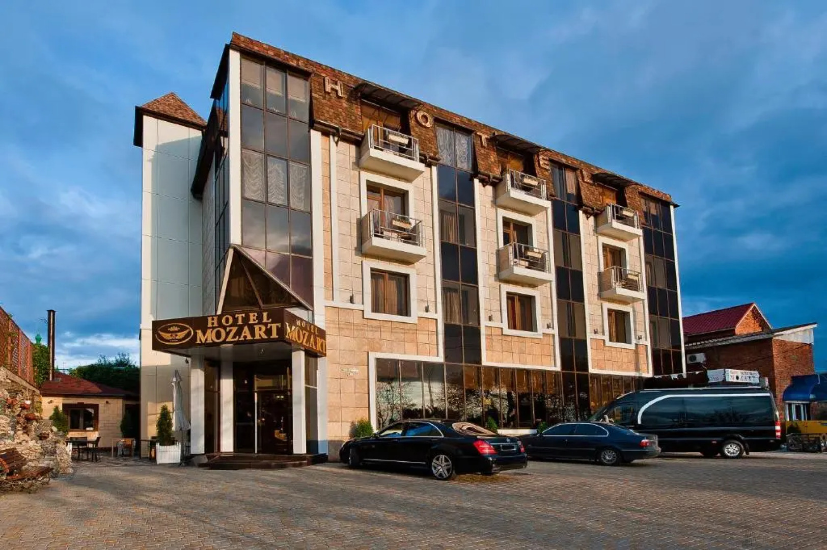 Отель Моцарт