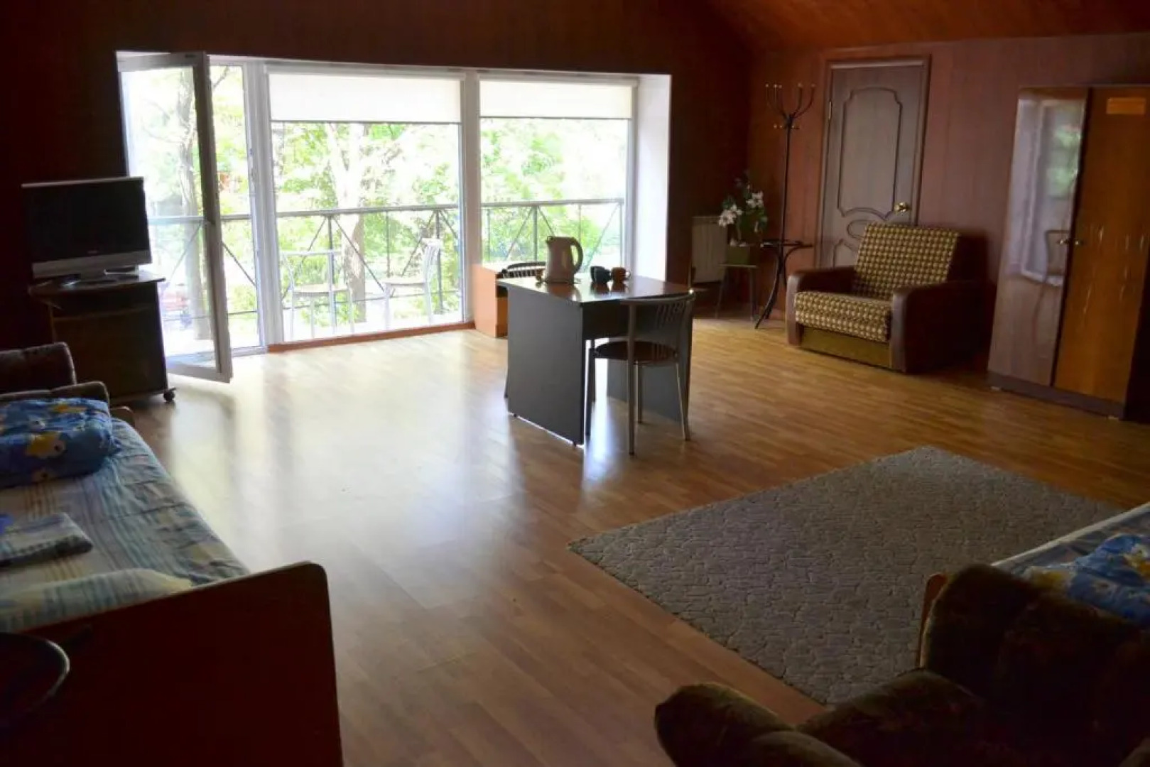 Мини-Отель ССК Профсоюзов