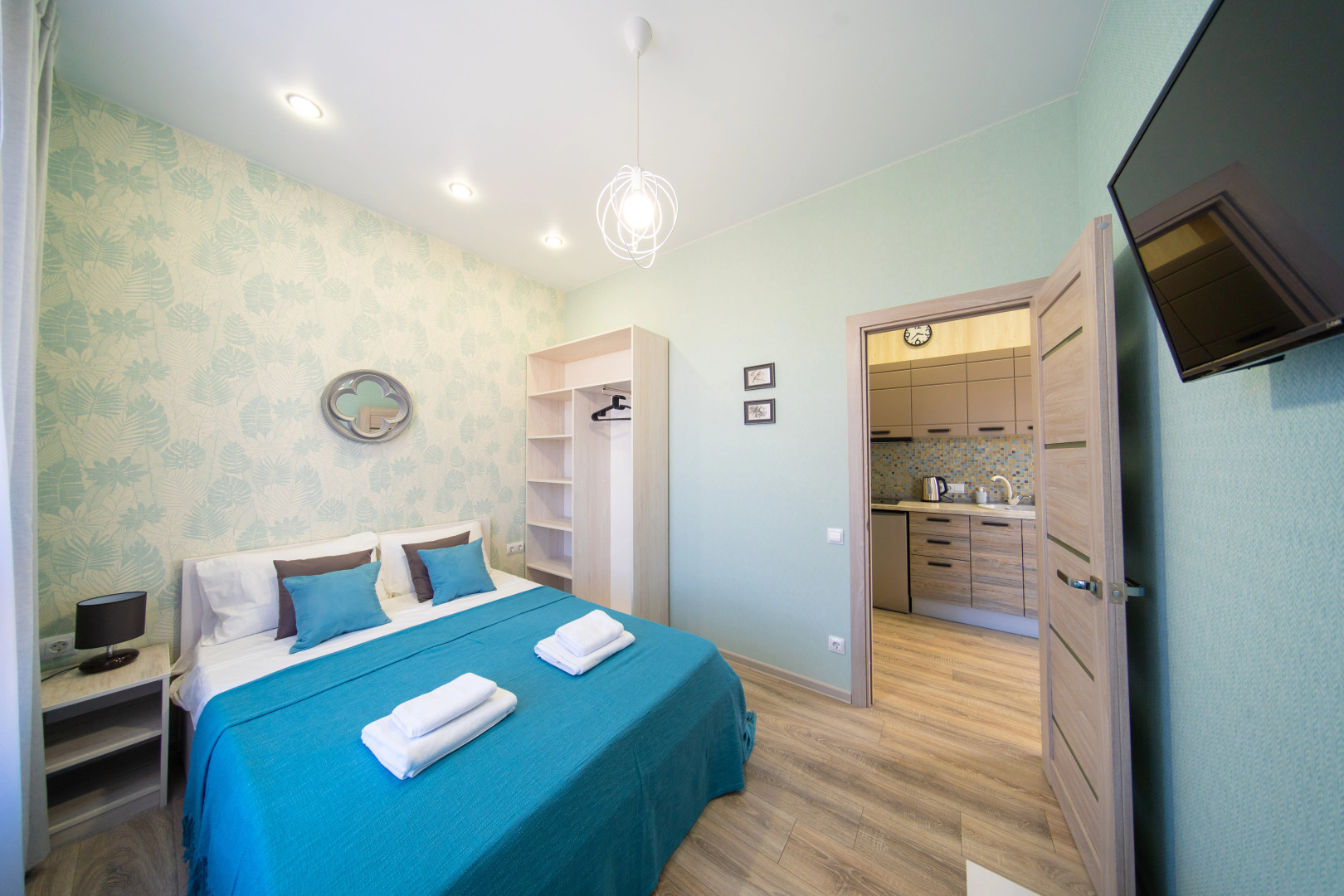 Апартаменты Море Апартаментов на Кувшинок 8-4