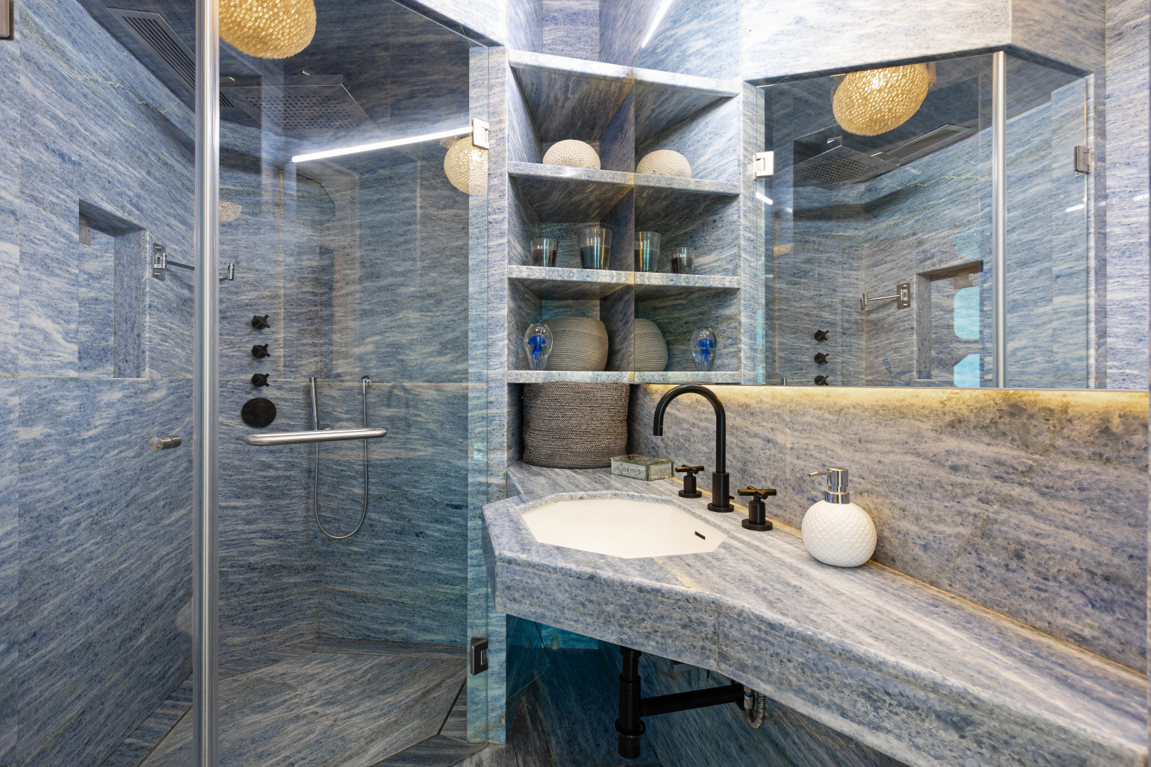 Апартаменты Aeras