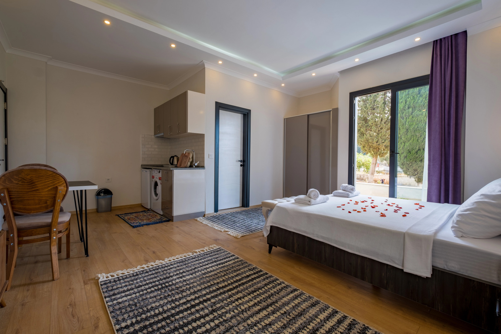 Апарт-Отель Tanrise City Residence