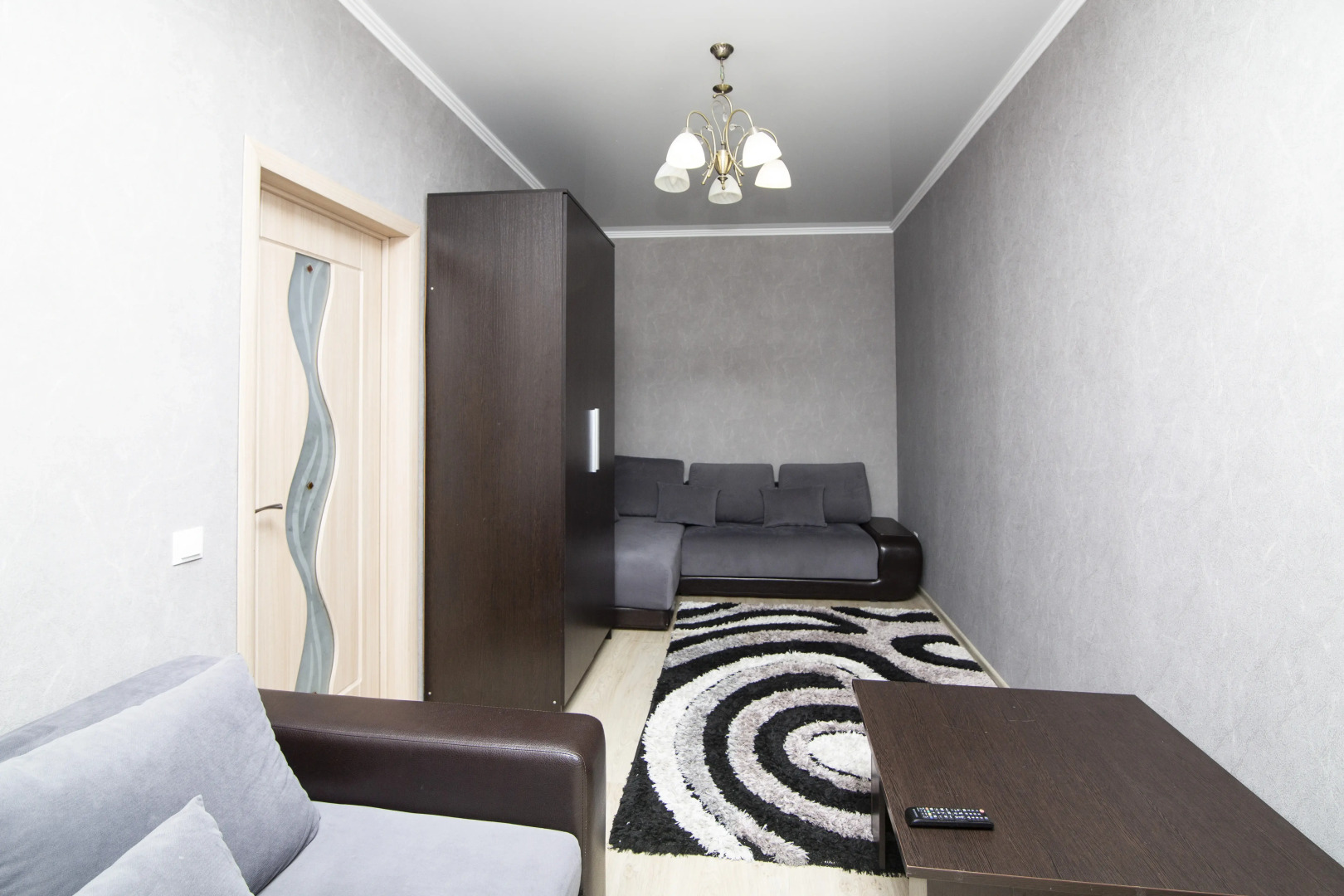 Апартаменты Двухкомнатная квартира на ул. Тельмана 50а