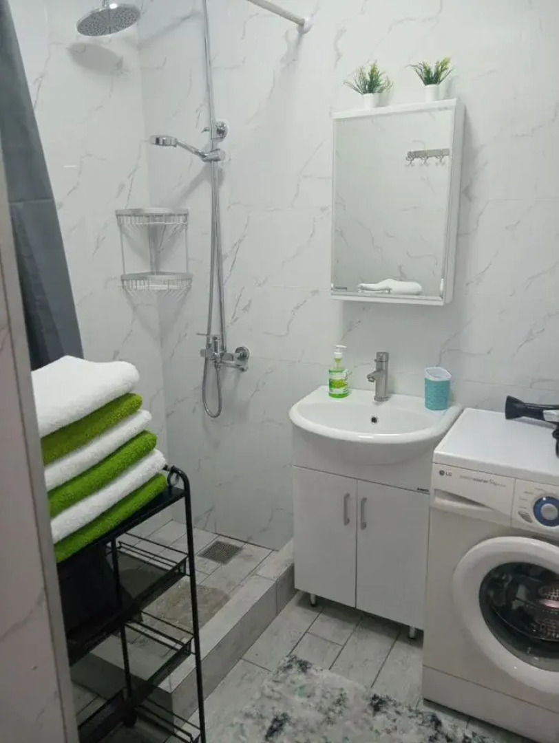 Частный дом у леса