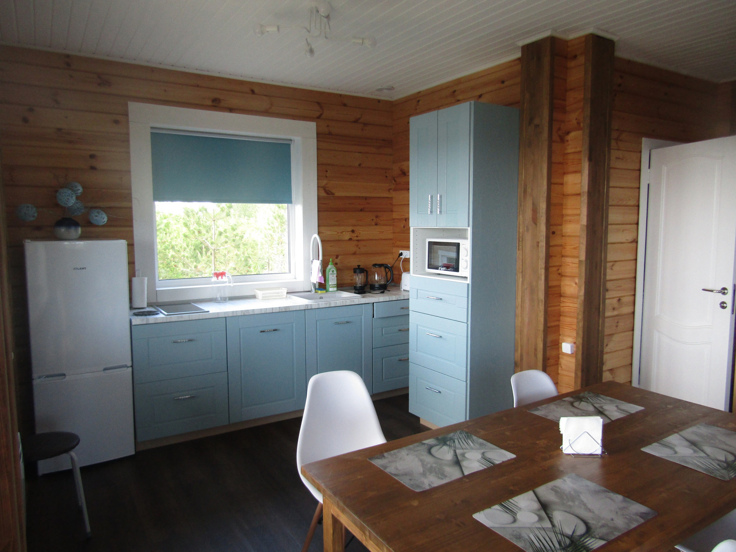 Дом Для Отпуска на Берегу Озера Маслозеро