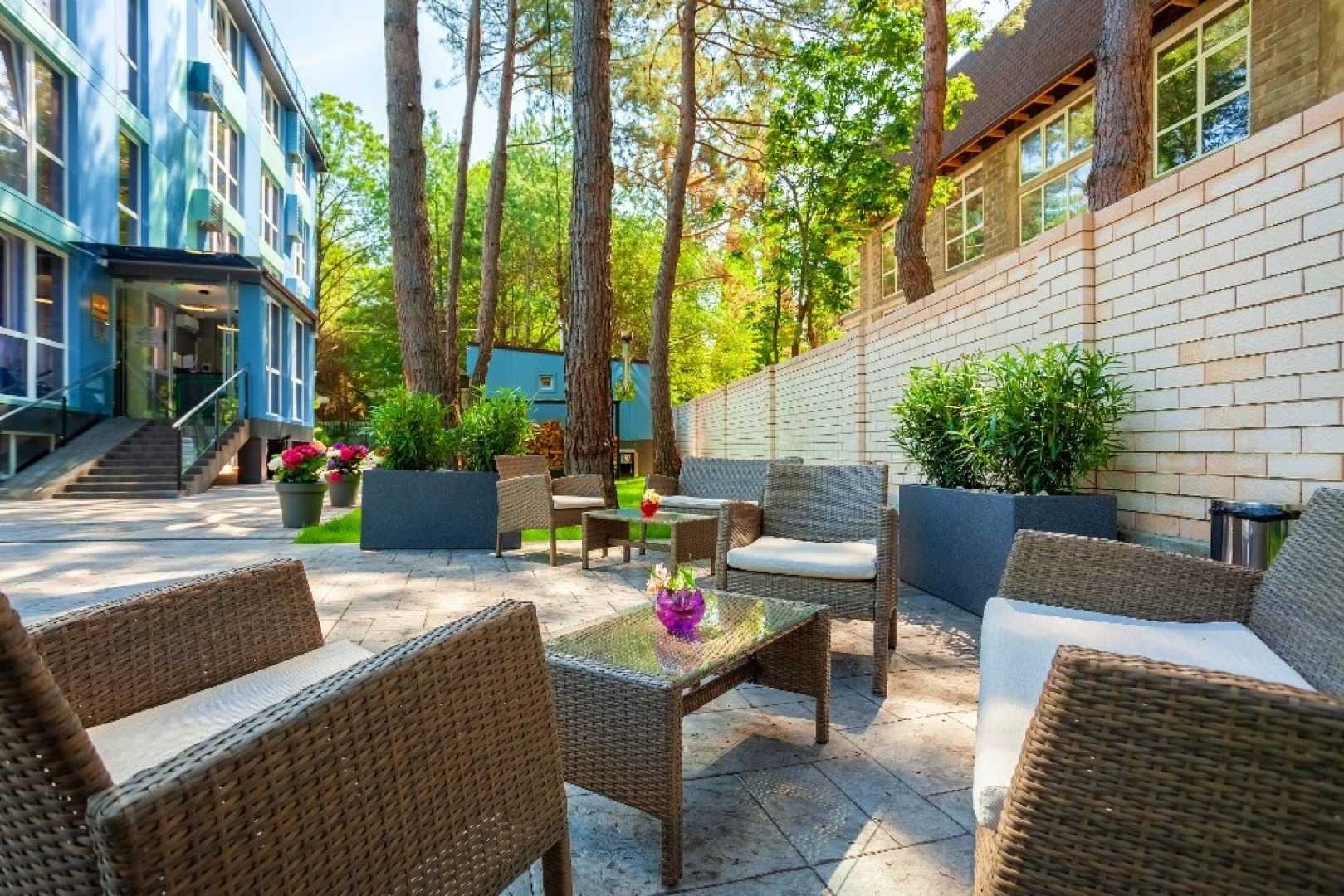 Отель Грейс Калифорния 3*