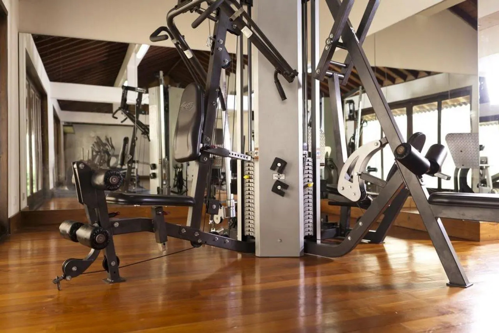 Курортный Отель The Fortress