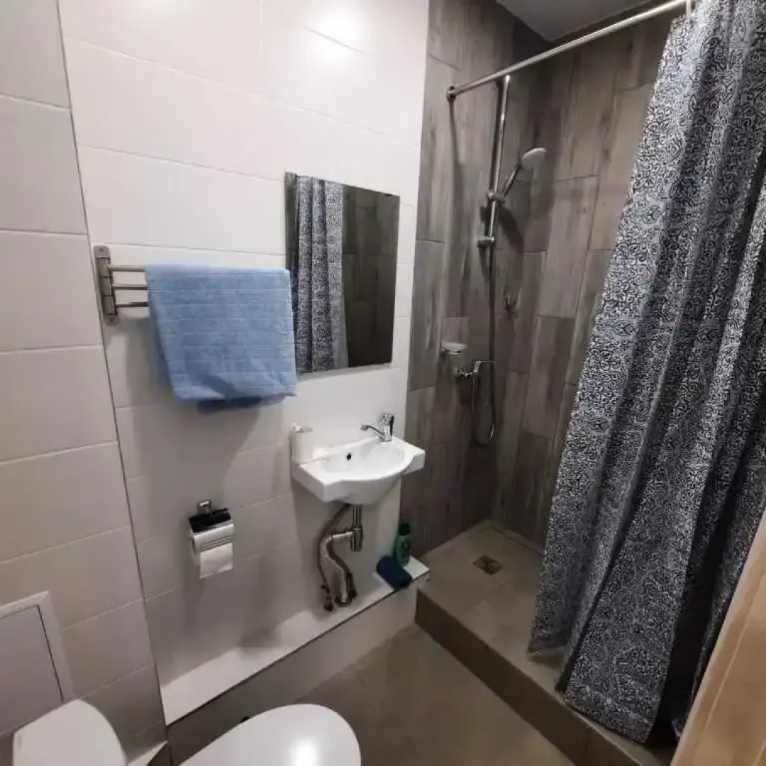 Квартира Студия  рядом с метро Золотая Нива