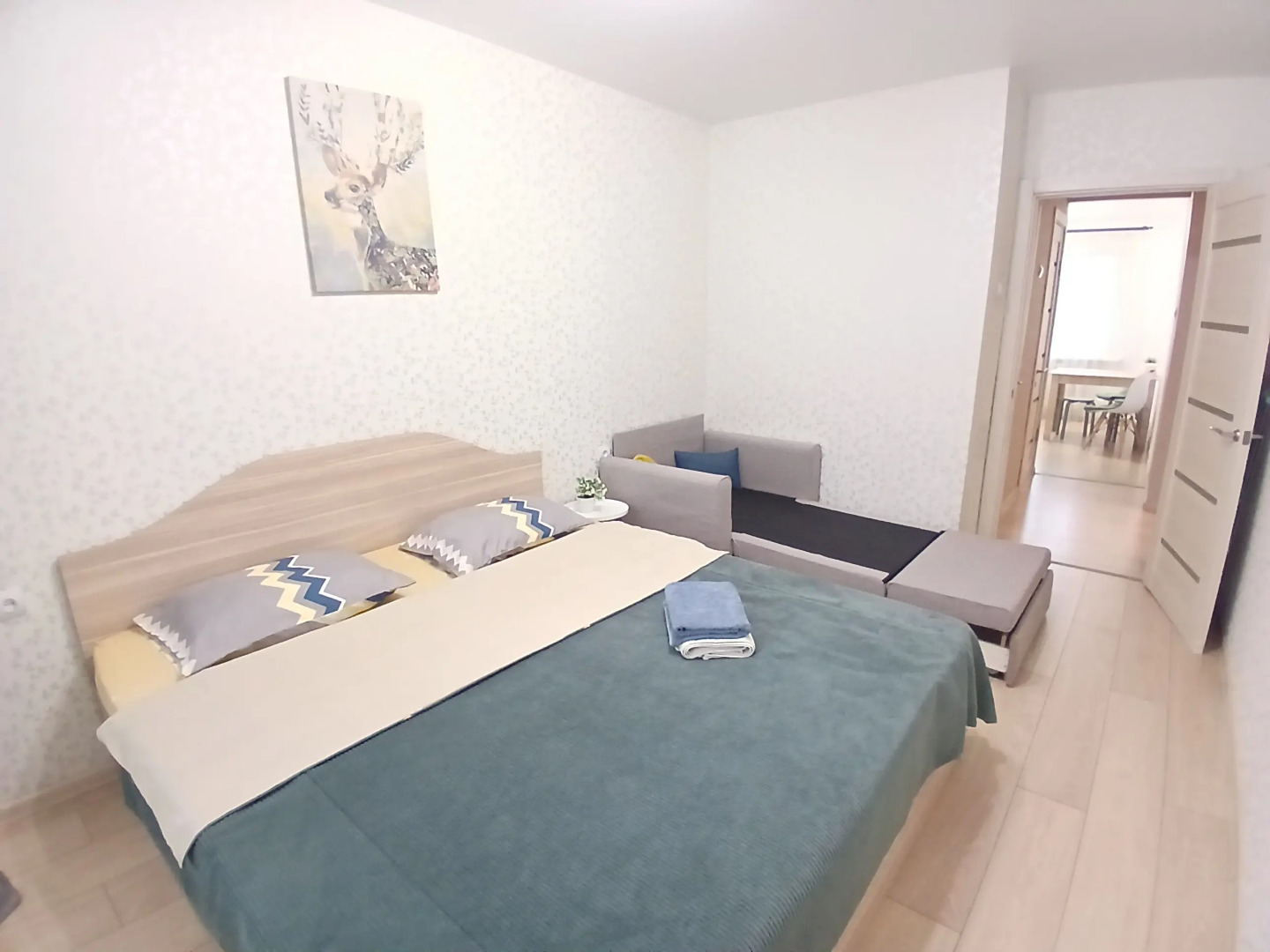 Апартаменты 2х Комнатные на Маршала Конева 4А