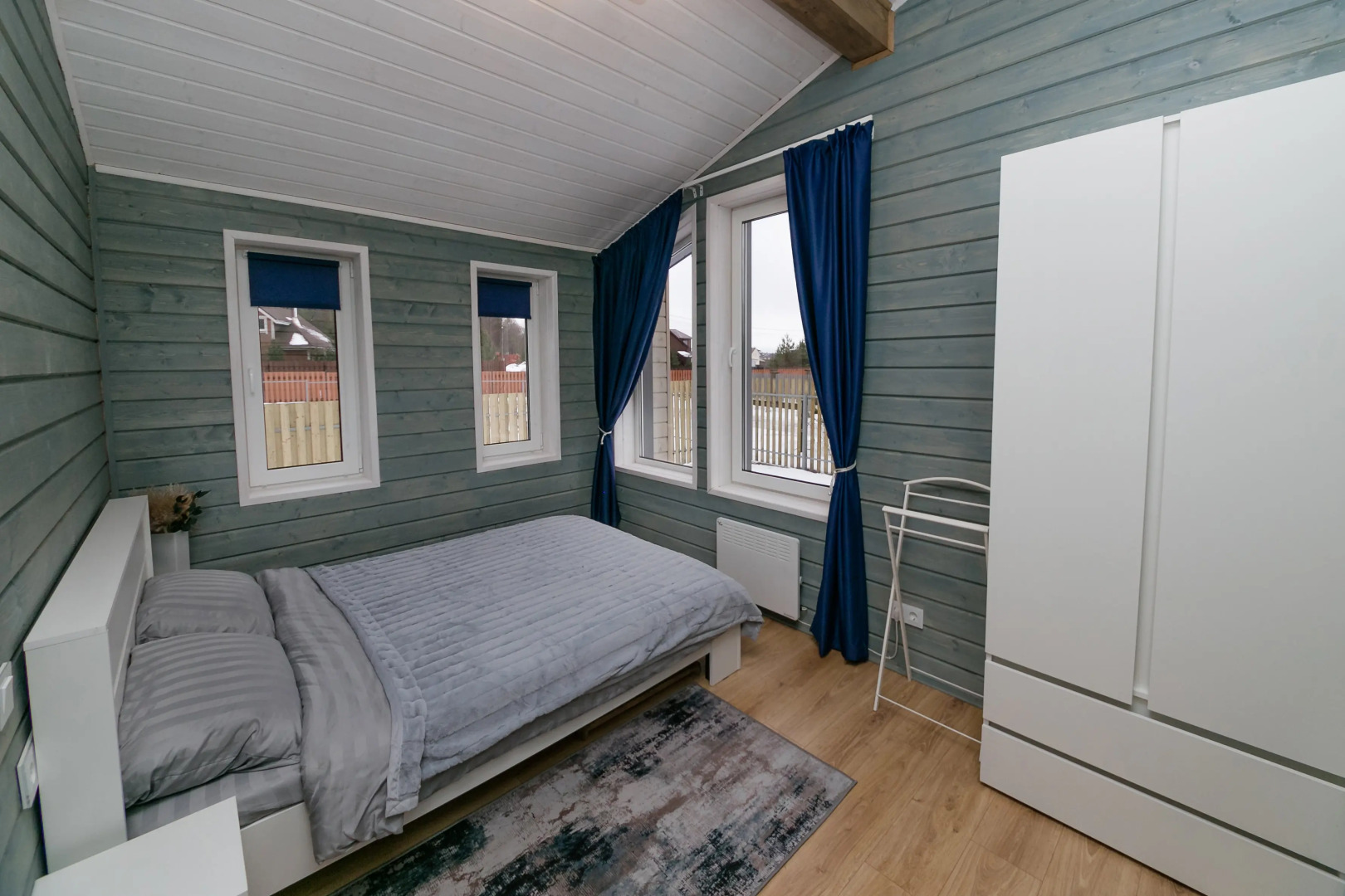 Частный дом в соснах