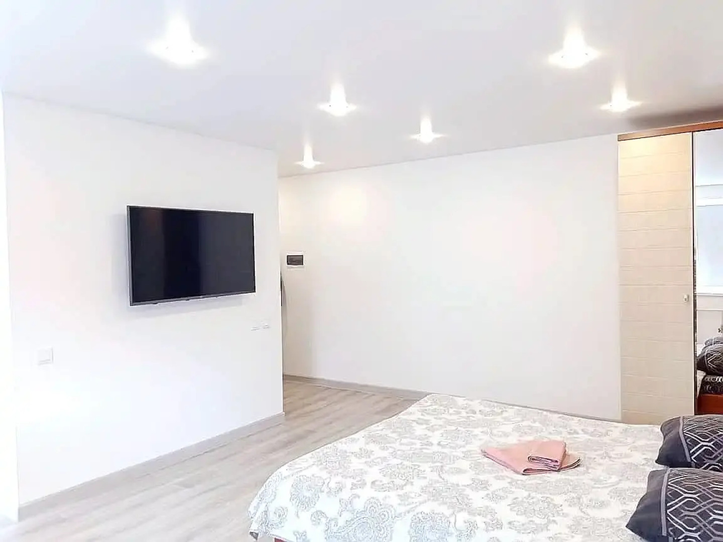 Квартира Бегичева 15