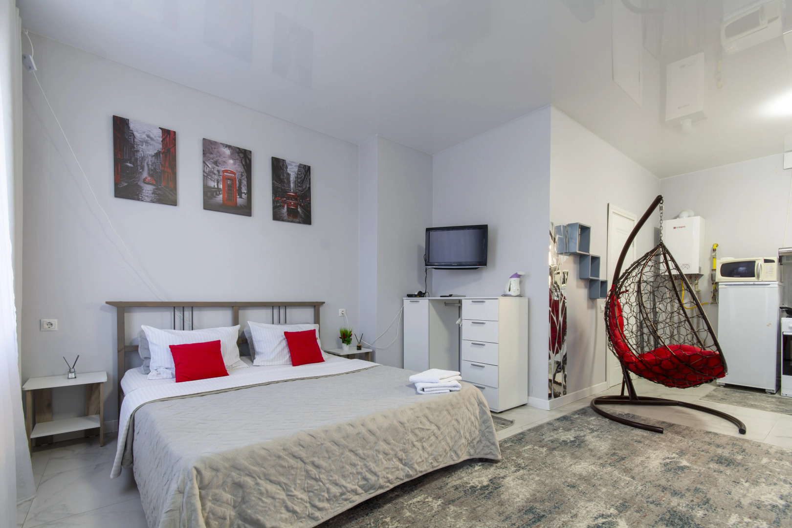 Частный дом Уютный дом-студия в центре города