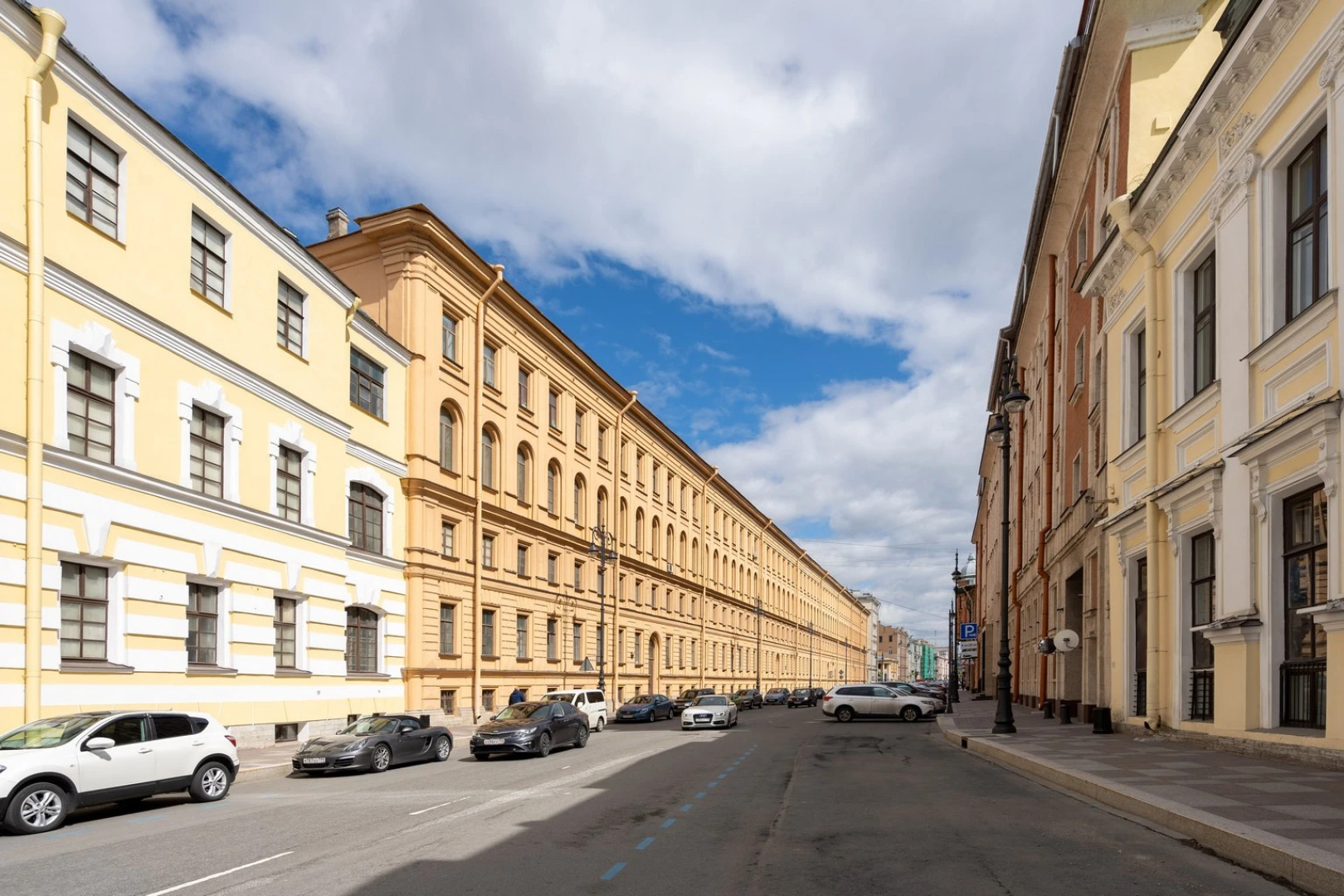 Апартаменты LetYourFlat "Romantic" 1 спальня