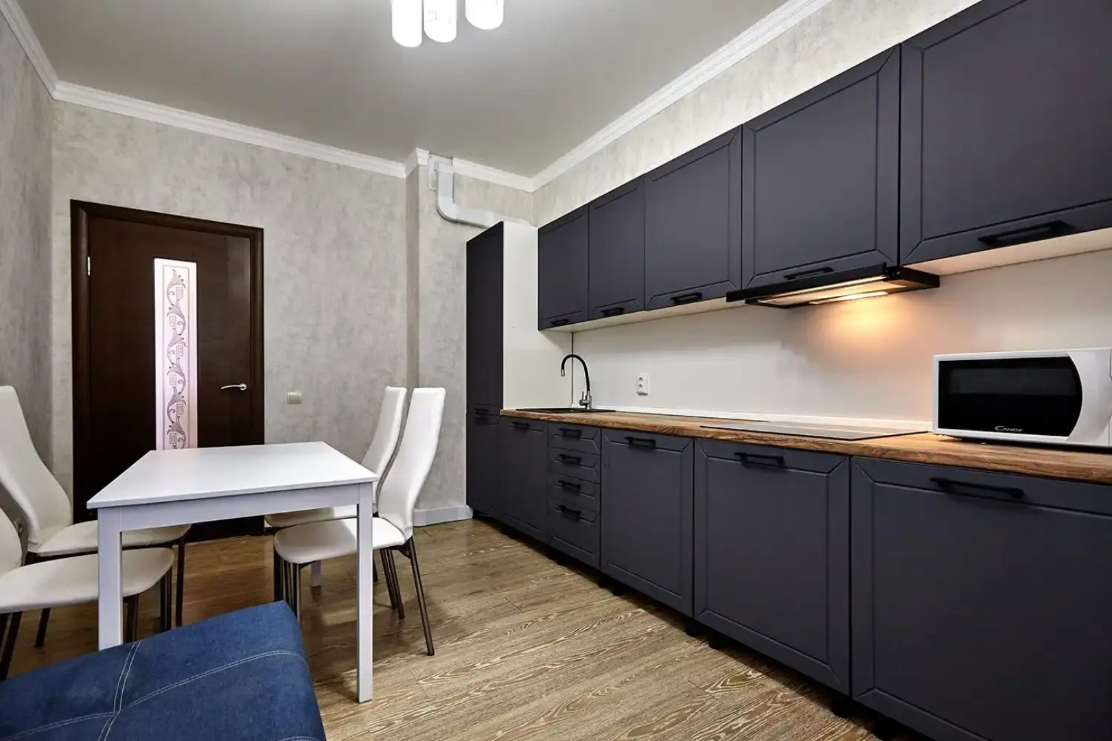 Квартира Шикарная у Парка Галицкого 6