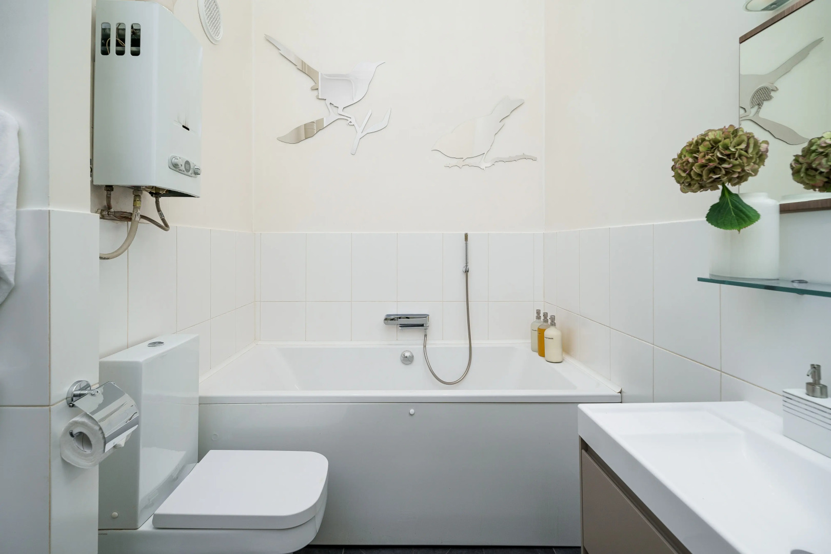 Апартаменты с видом на канал Грибоедова у Невского проспекта