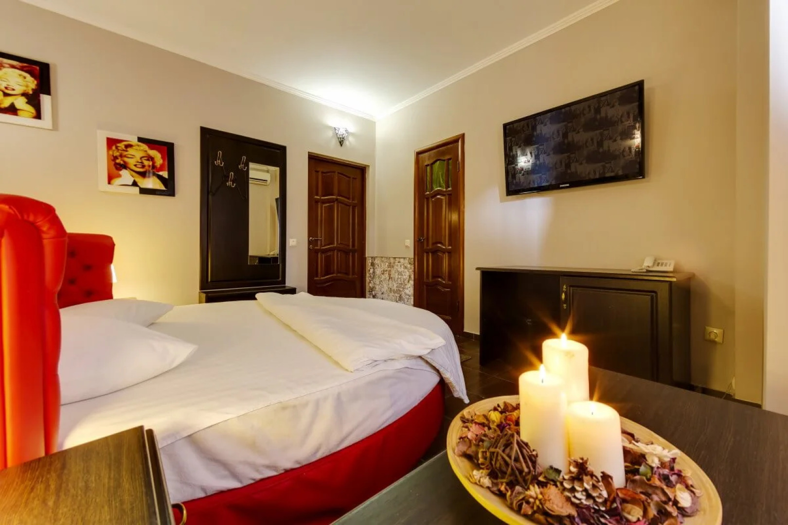 Отель Мартон Дона