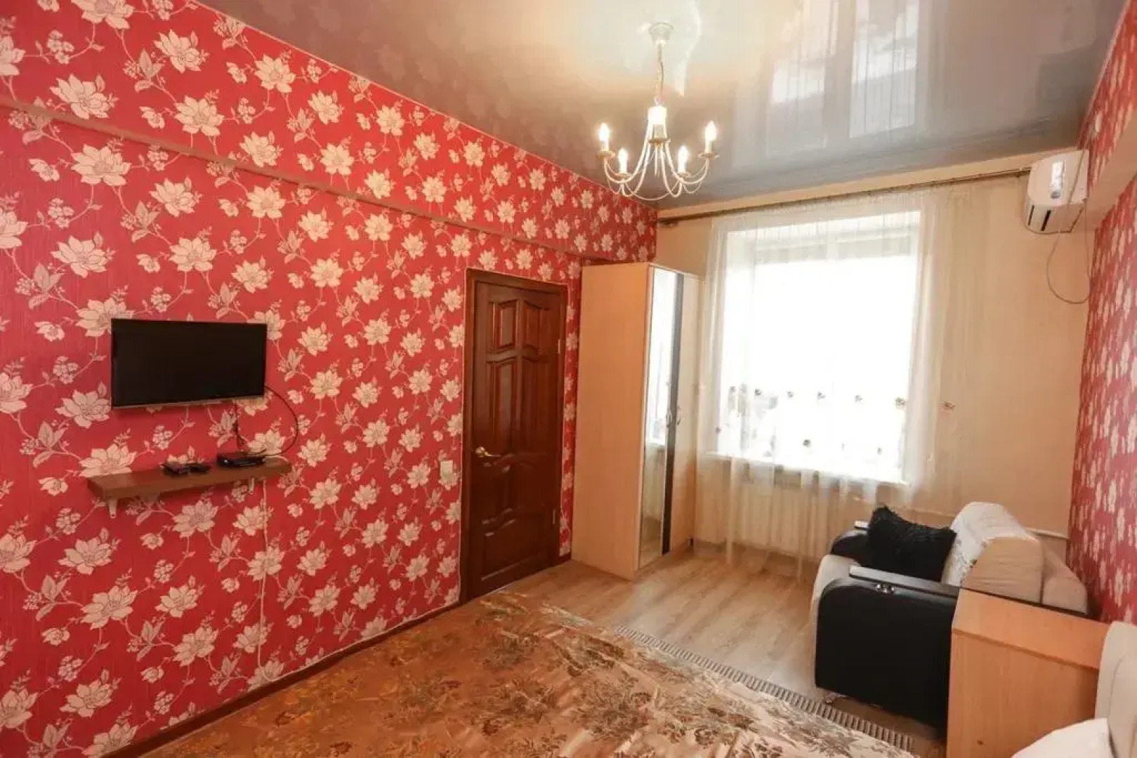 Апартаменты Двухкомнатная Квартира с Прекрасным Видом в Центре Города