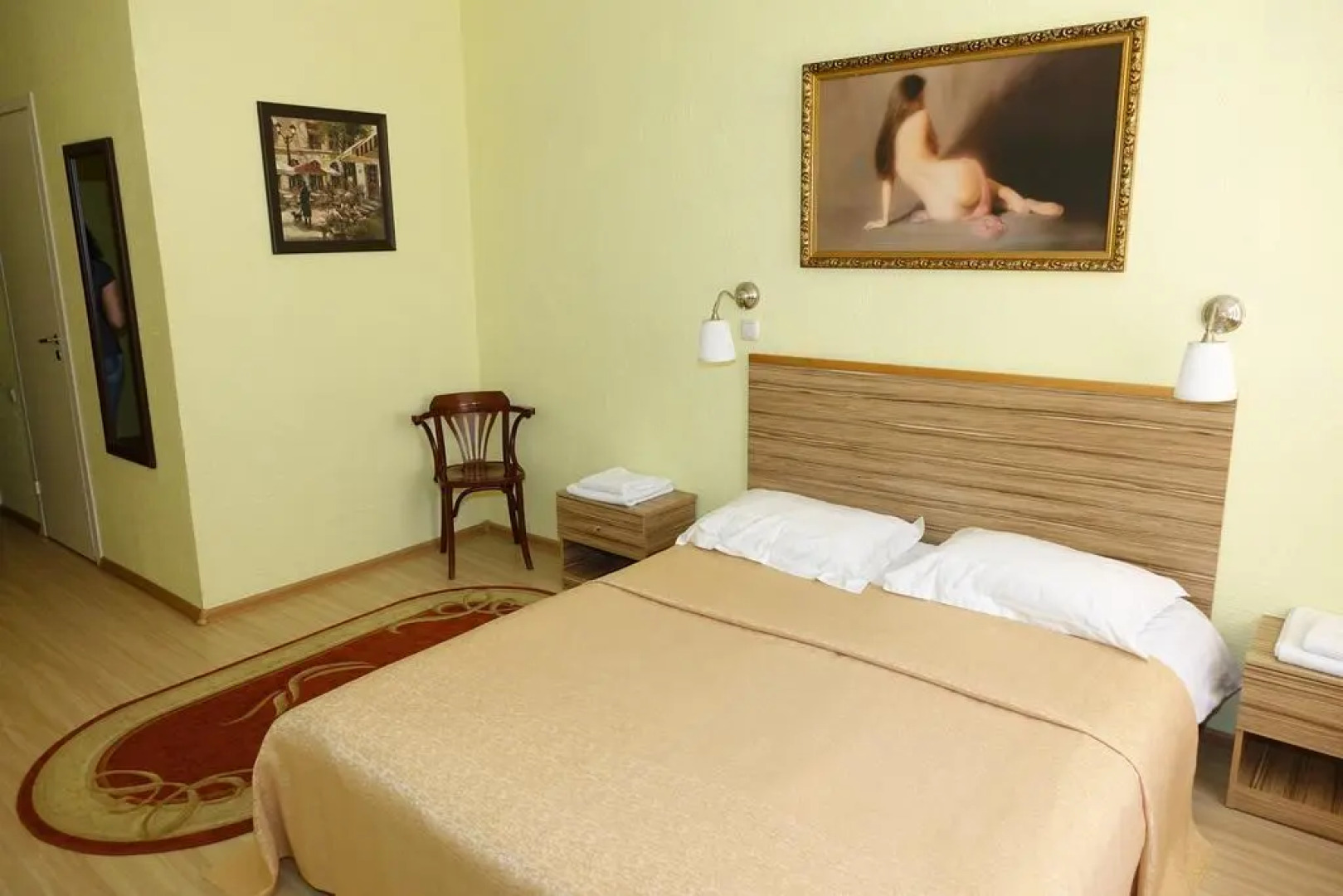 Отель Тихий Дворик