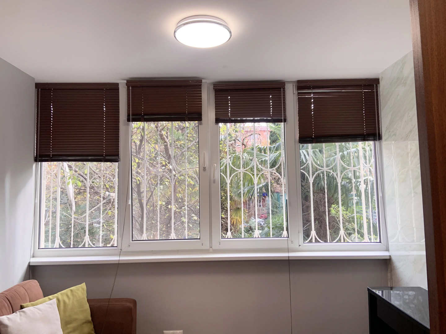 Квартира Уютная в Тихом Центре на Роз 61 10 Минут до Моря