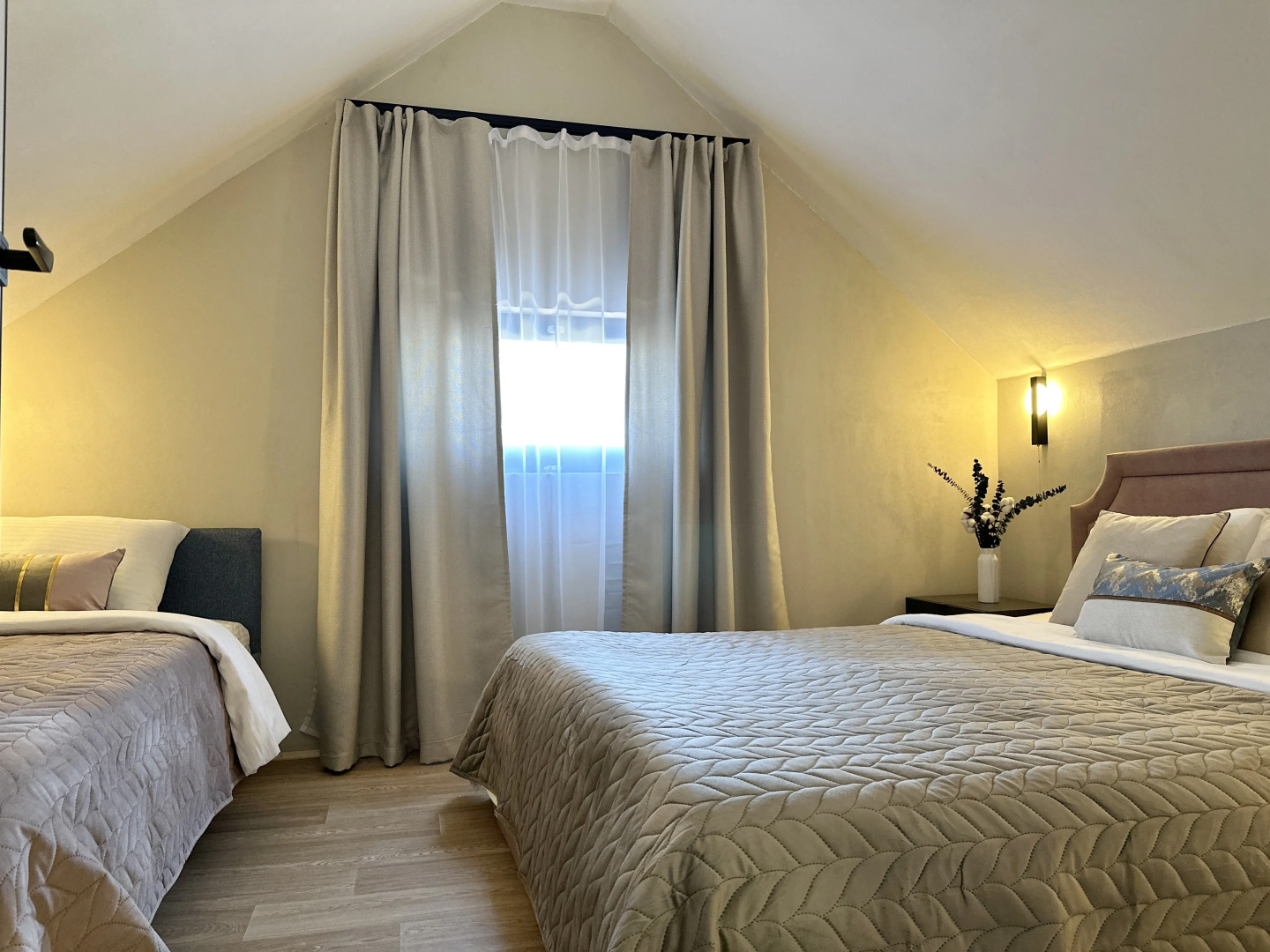 Частный Дом Барнхаус №2 на 10 гостей, с дровяной баней и горячим чаном