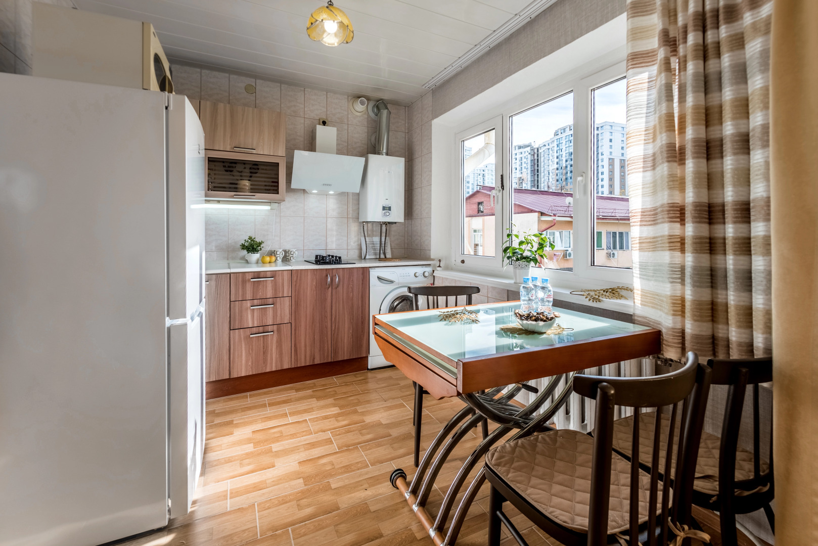 Апартаменты Констиаль Семейные 2 комнаты у ж/д вокзала