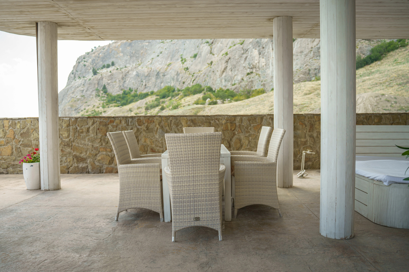 Отель Астарта