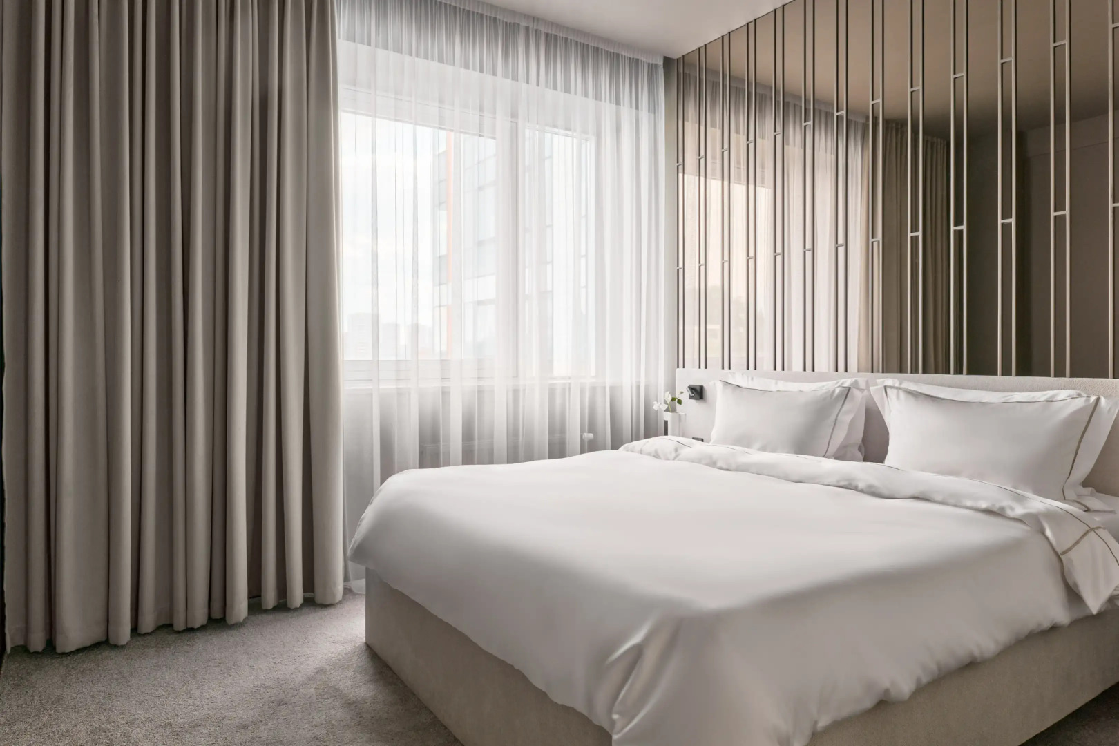 Отель SLIDE Bleisure & MICE