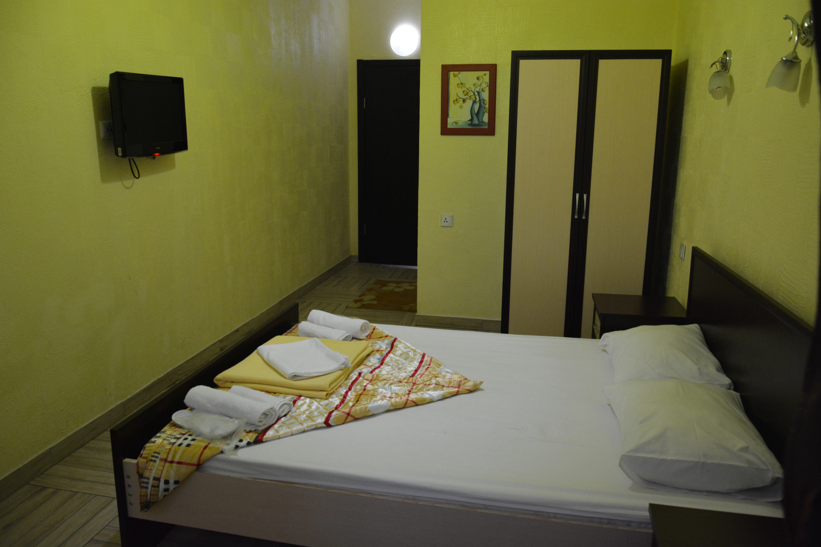 Отель Nine Brothers