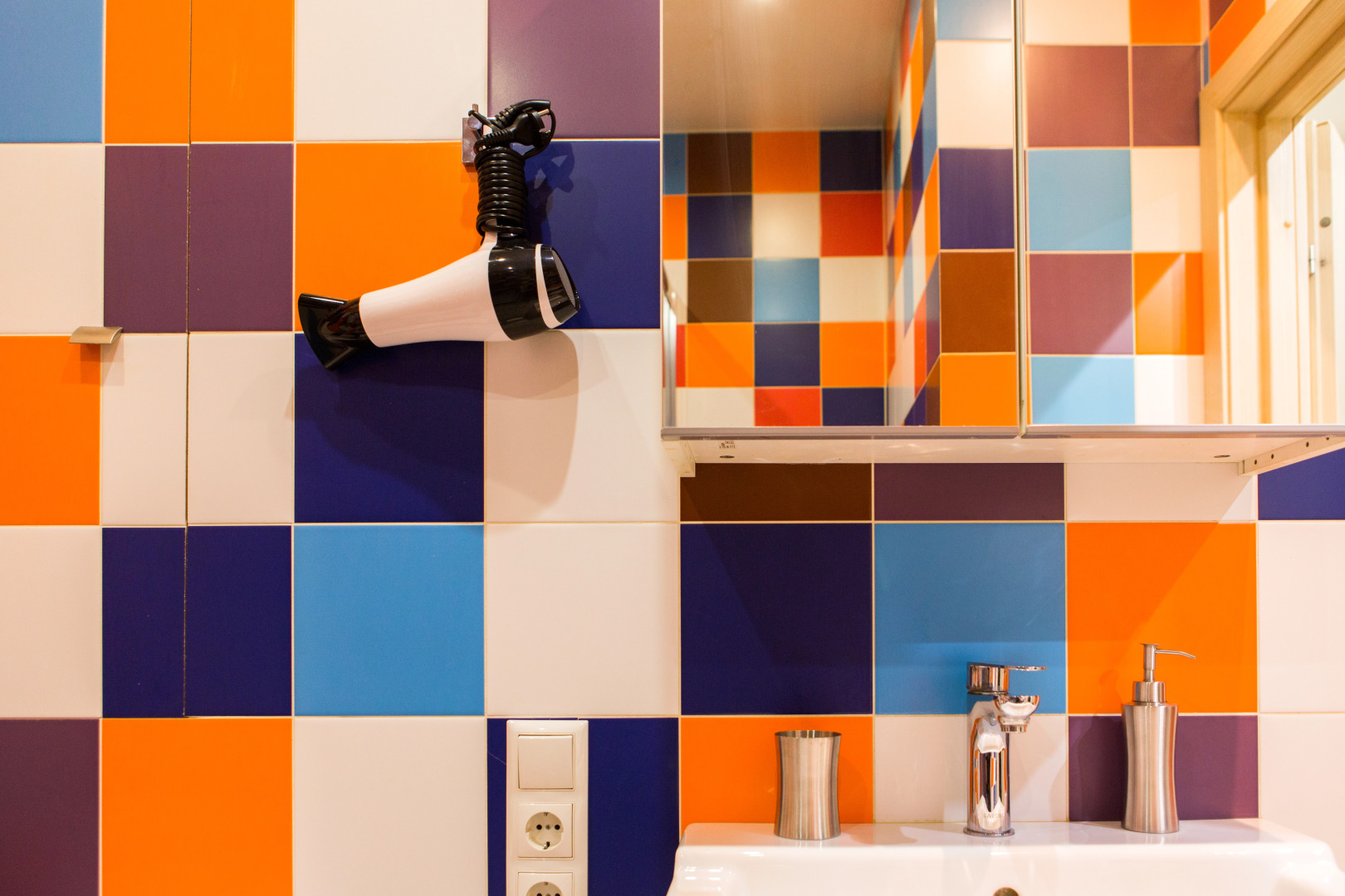 Апартаменты на улице Дмитрия Михайлова 4