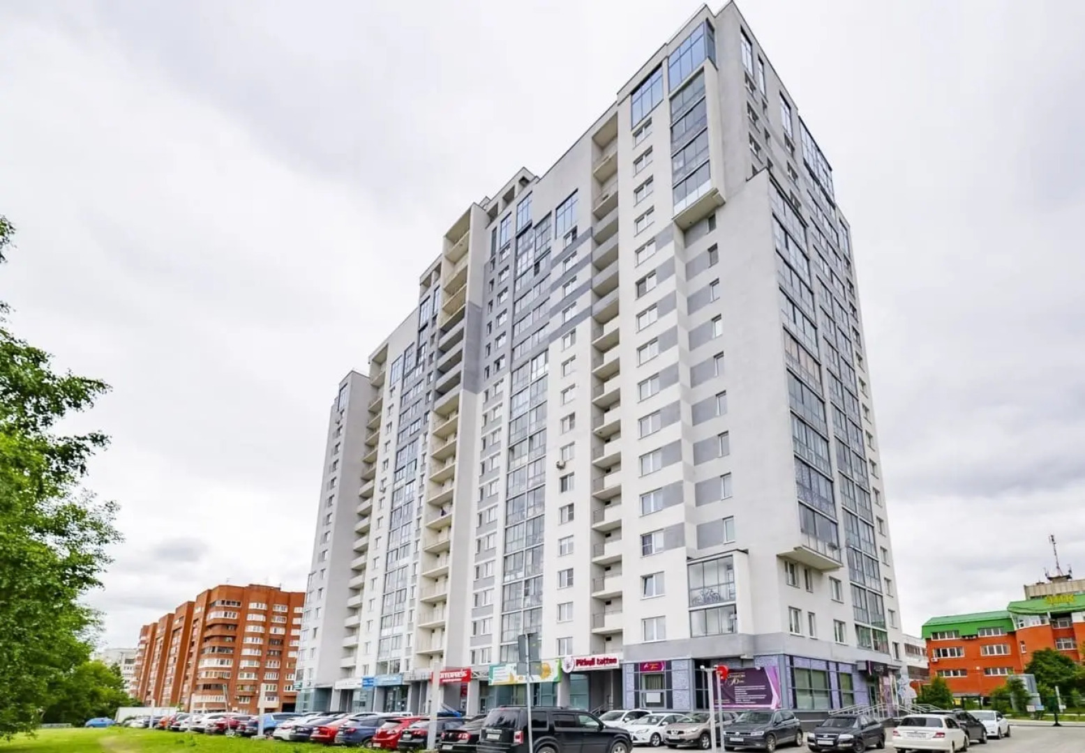 Апартаменты Dayker City Apartments Светлые на Фурманова 103