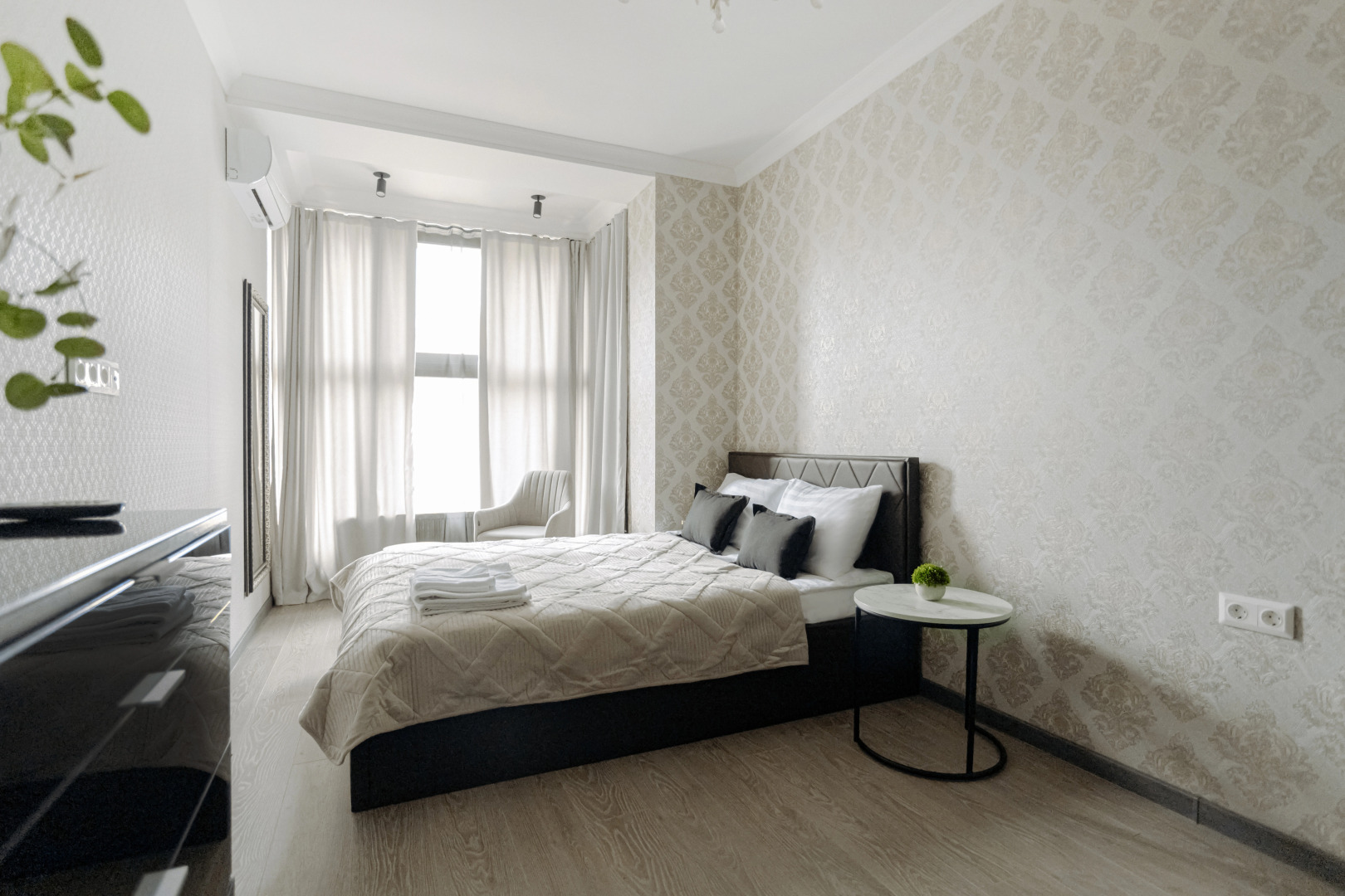 Апартаменты Lalapart Classic четырехместная 48 м в ЖК Лайнер