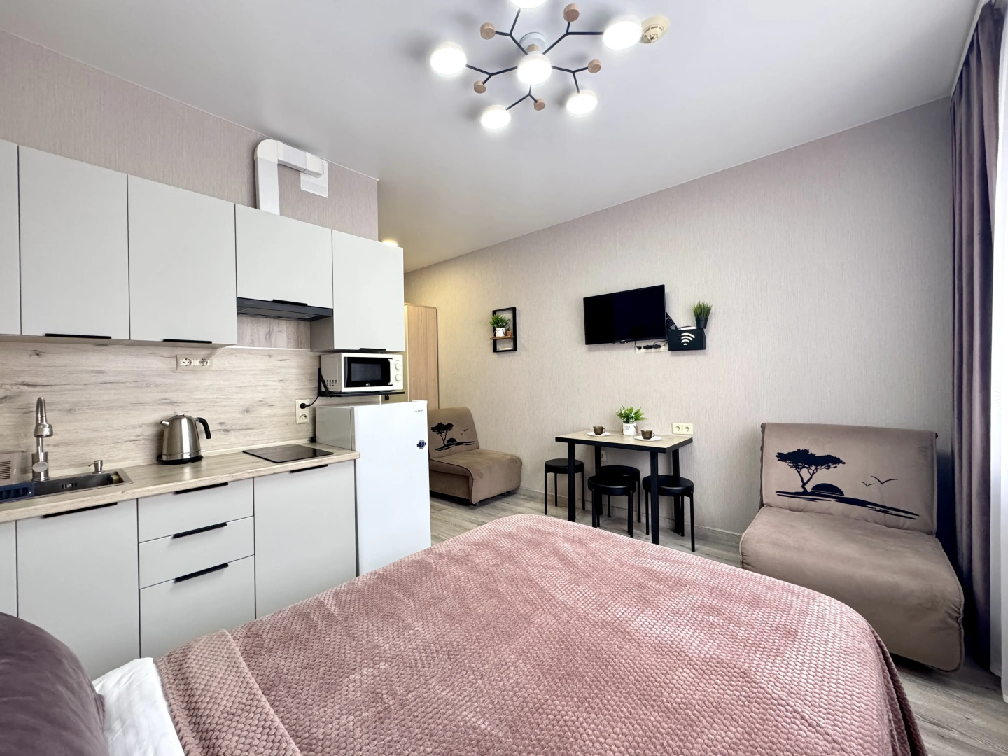 Квартира Море Сириуса 10