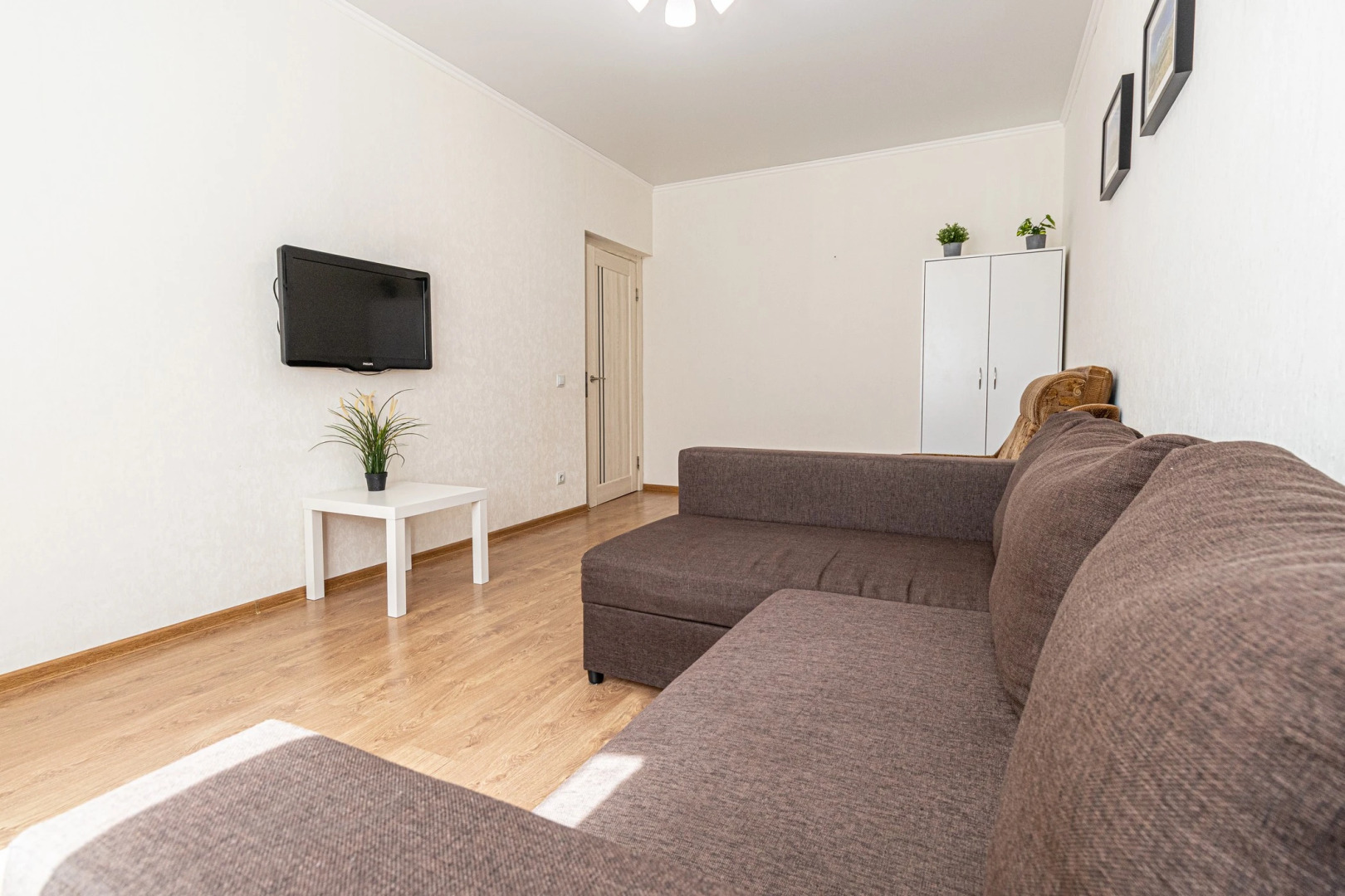 Апартаменты С Новым Ремонтом Возле Парка Краснодар