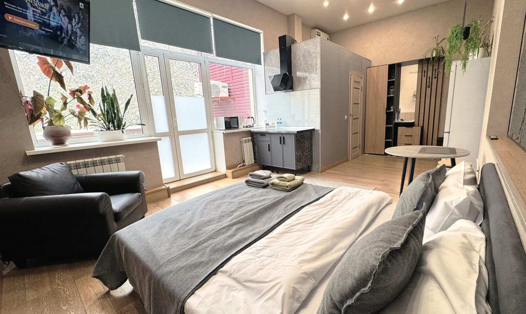 Апартаменты Джелакон