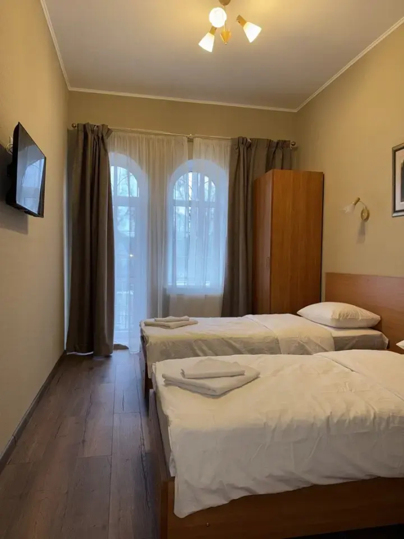 Отель Аристократъ