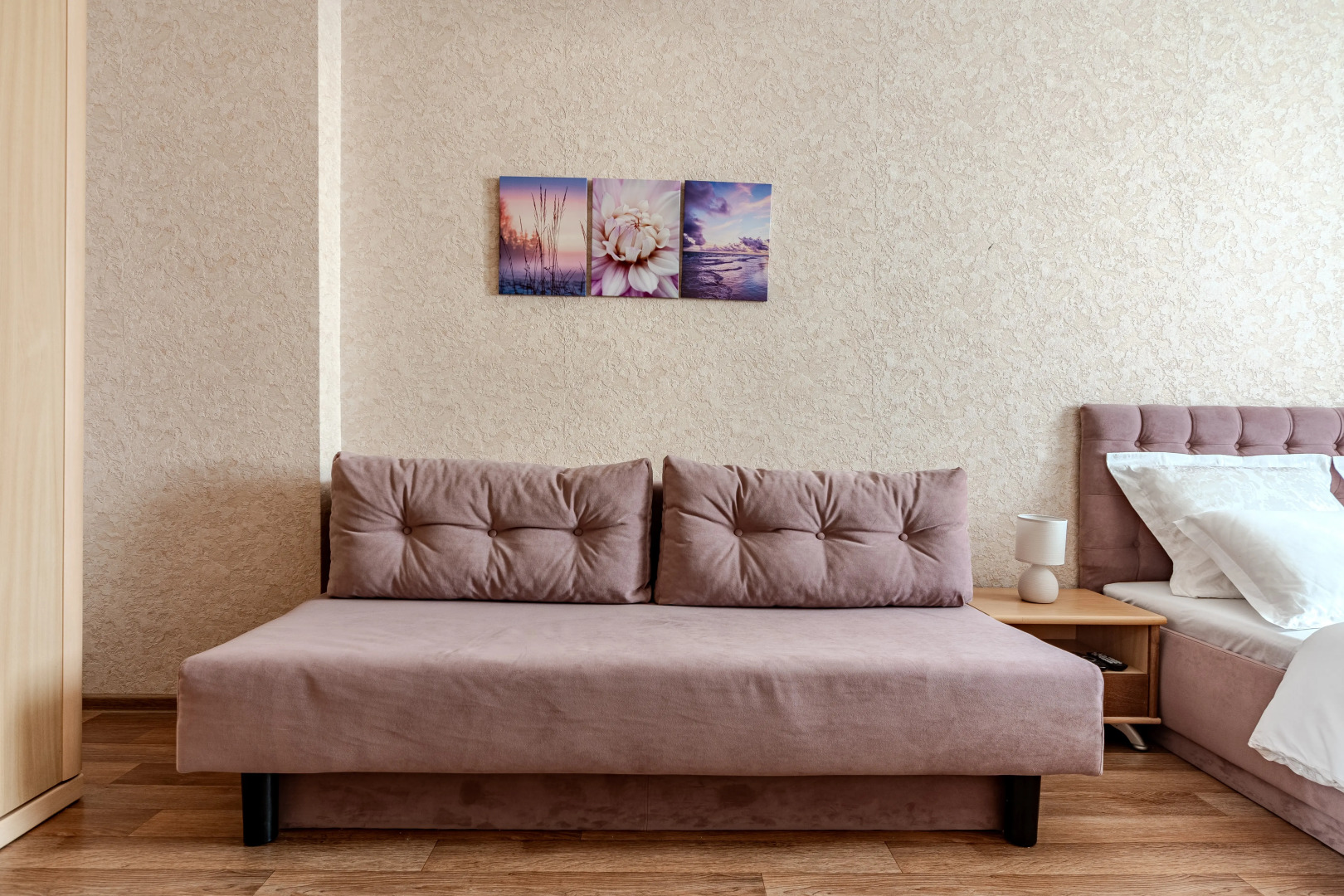 Апартаменты Ladgorna на проспекте  Независимости 13