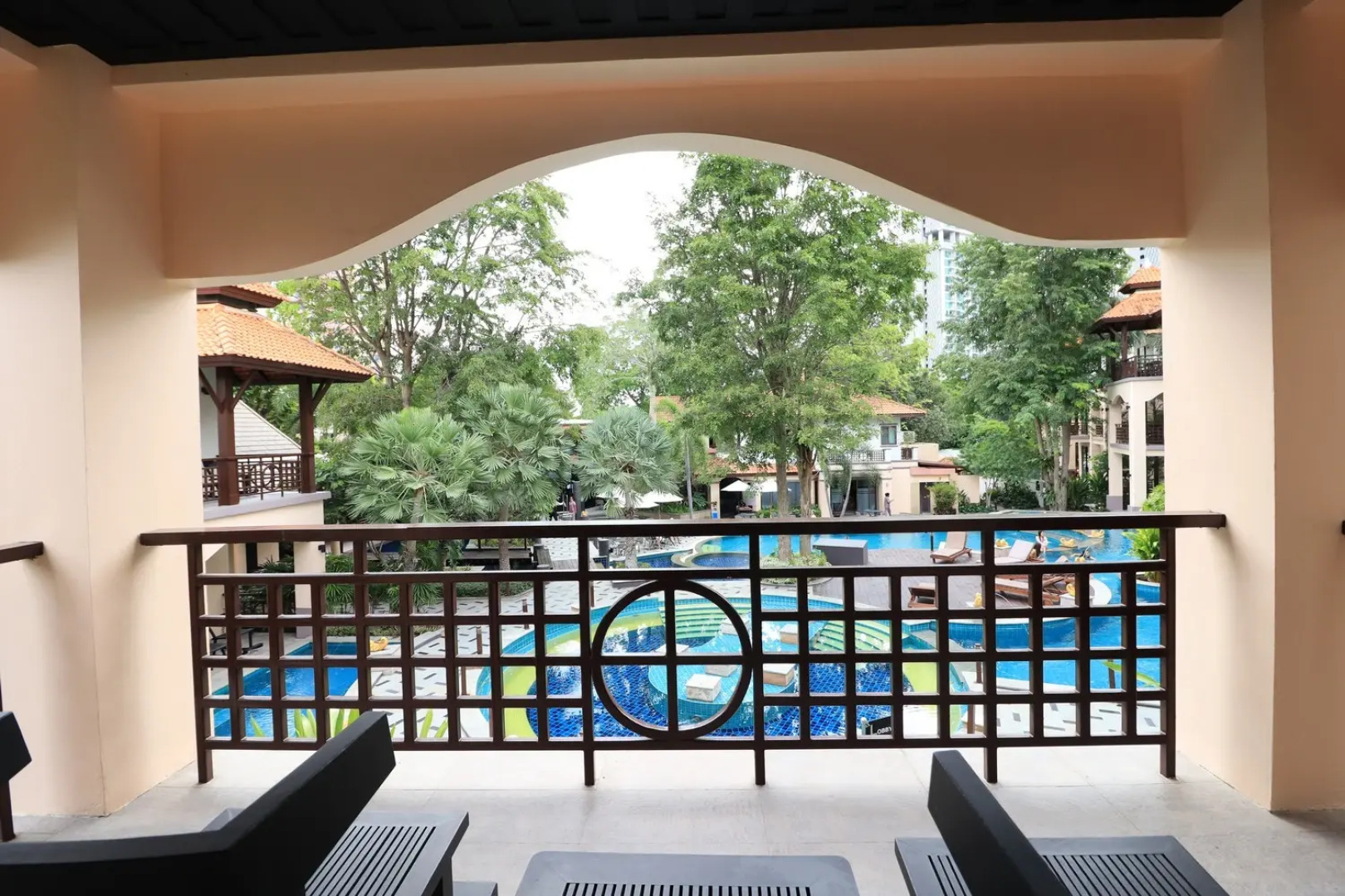 Отель Long Beach Garden Hotel & Pavilions